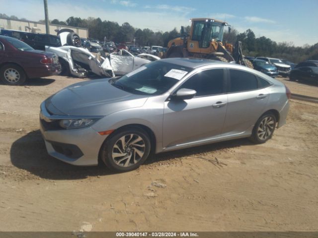 Photo 1 VIN: 2HGFC2F82JH527465 - HONDA CIVIC 