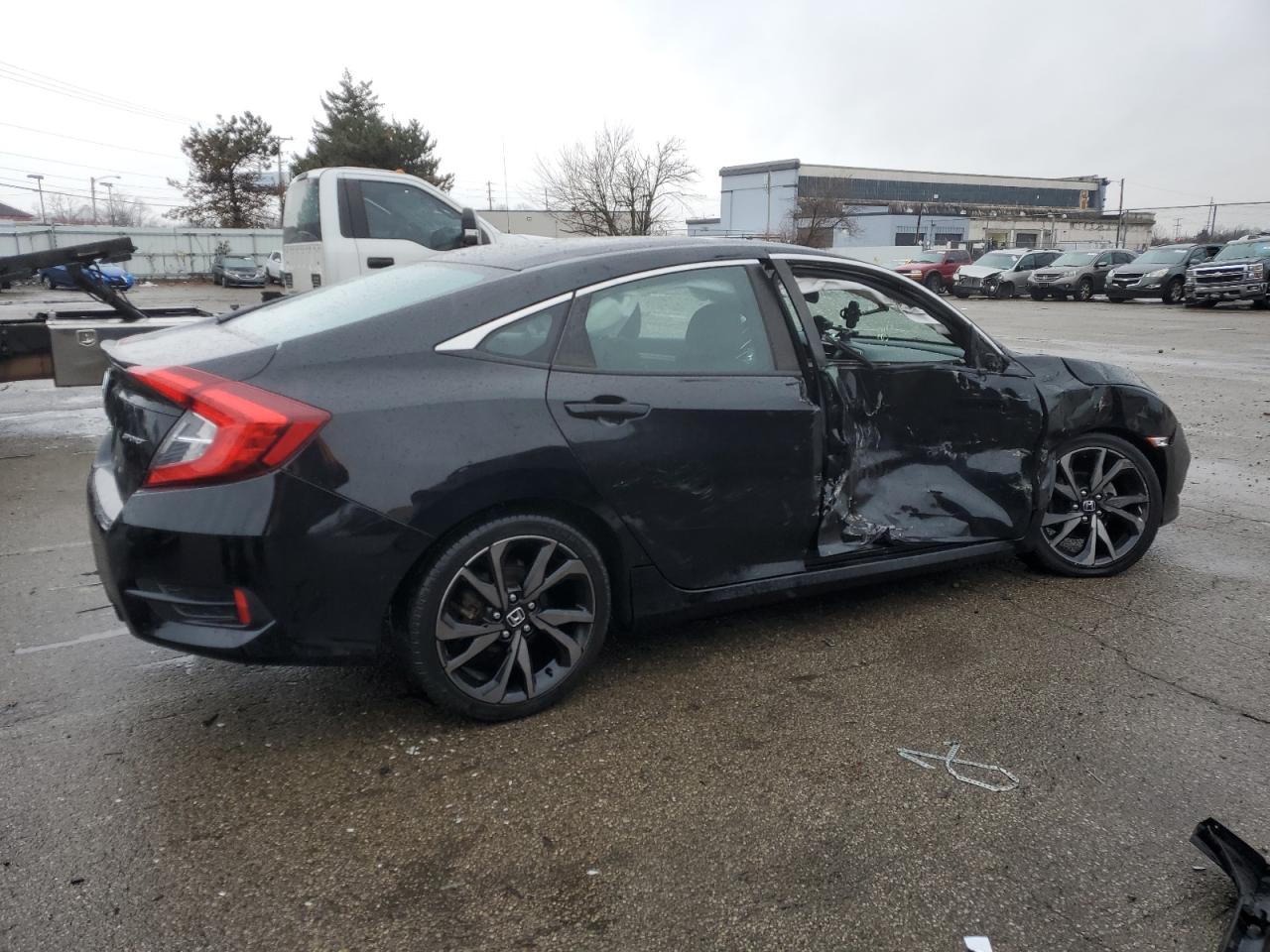 Photo 2 VIN: 2HGFC2F82KH572701 - HONDA CIVIC 