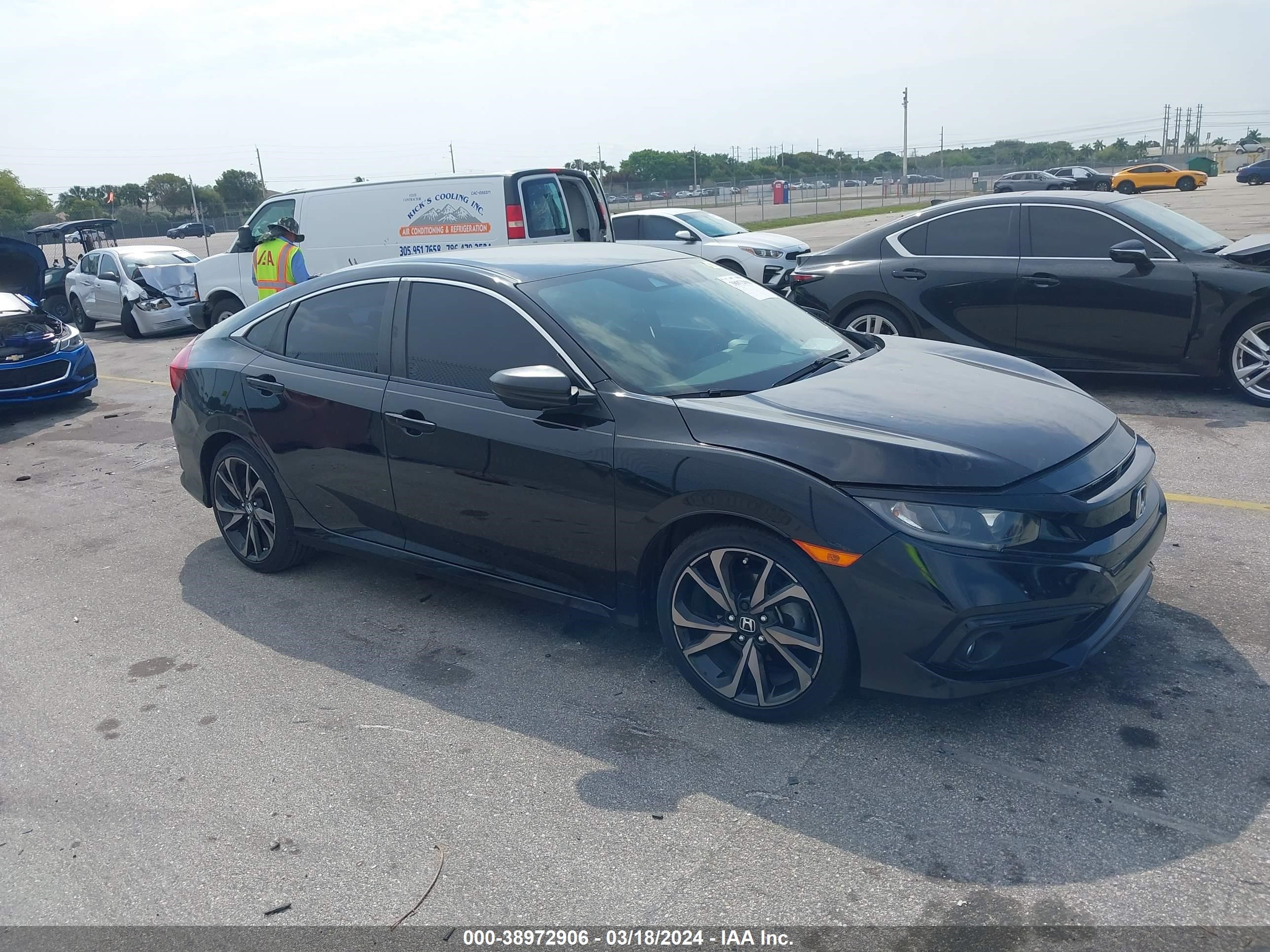 Photo 0 VIN: 2HGFC2F82KH587702 - HONDA CIVIC 