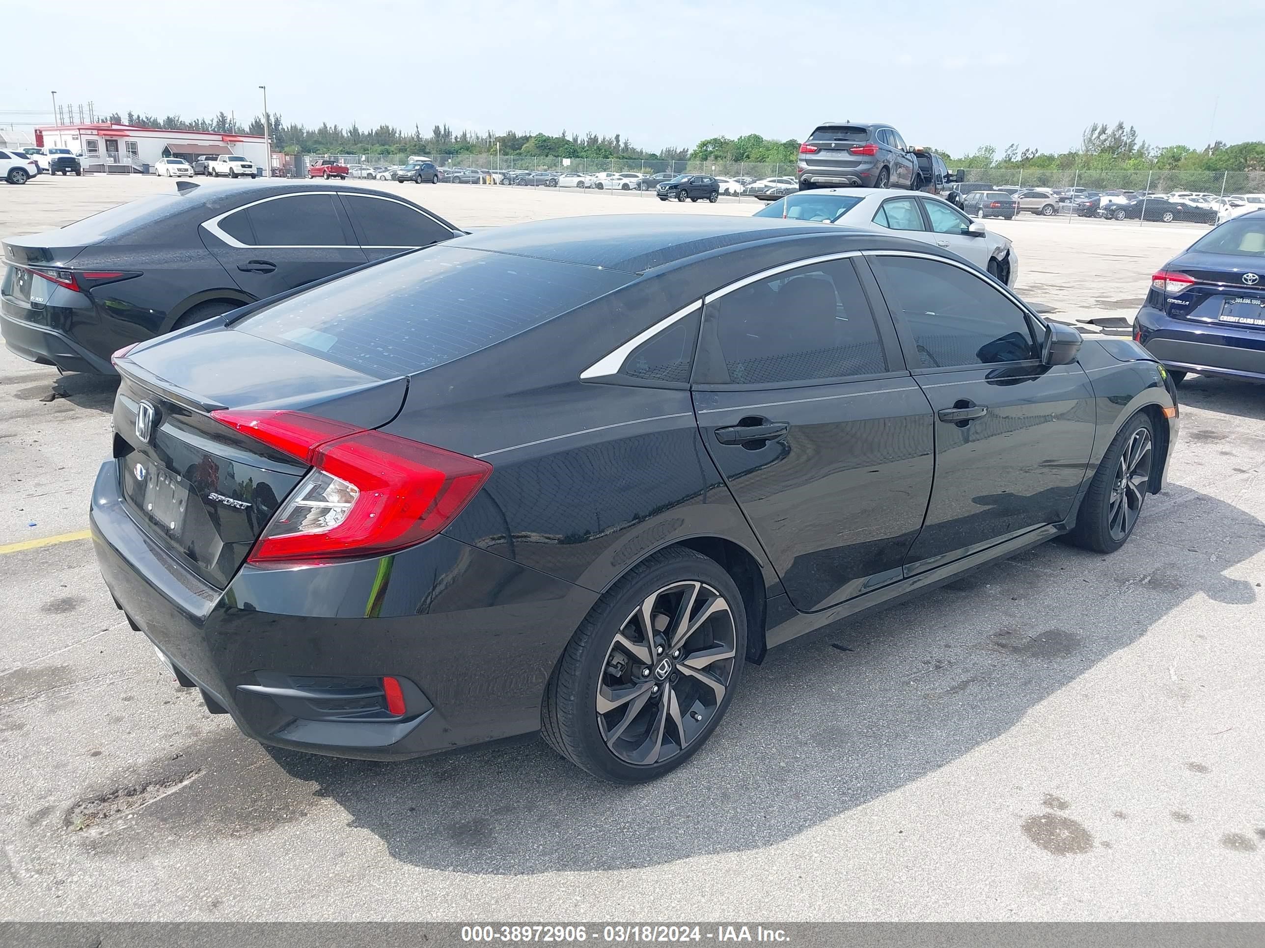 Photo 3 VIN: 2HGFC2F82KH587702 - HONDA CIVIC 