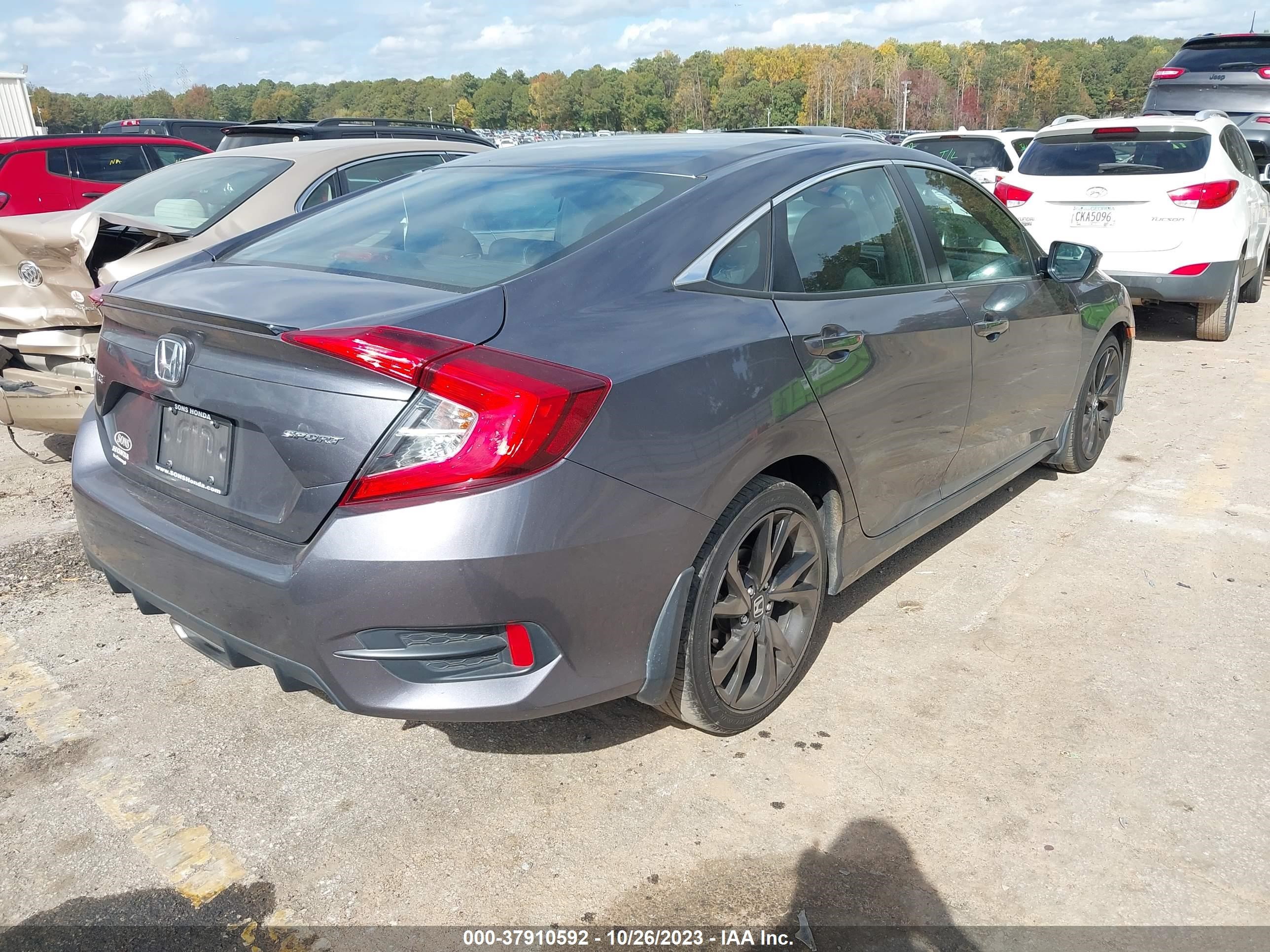 Photo 3 VIN: 2HGFC2F82LH592495 - HONDA CIVIC 