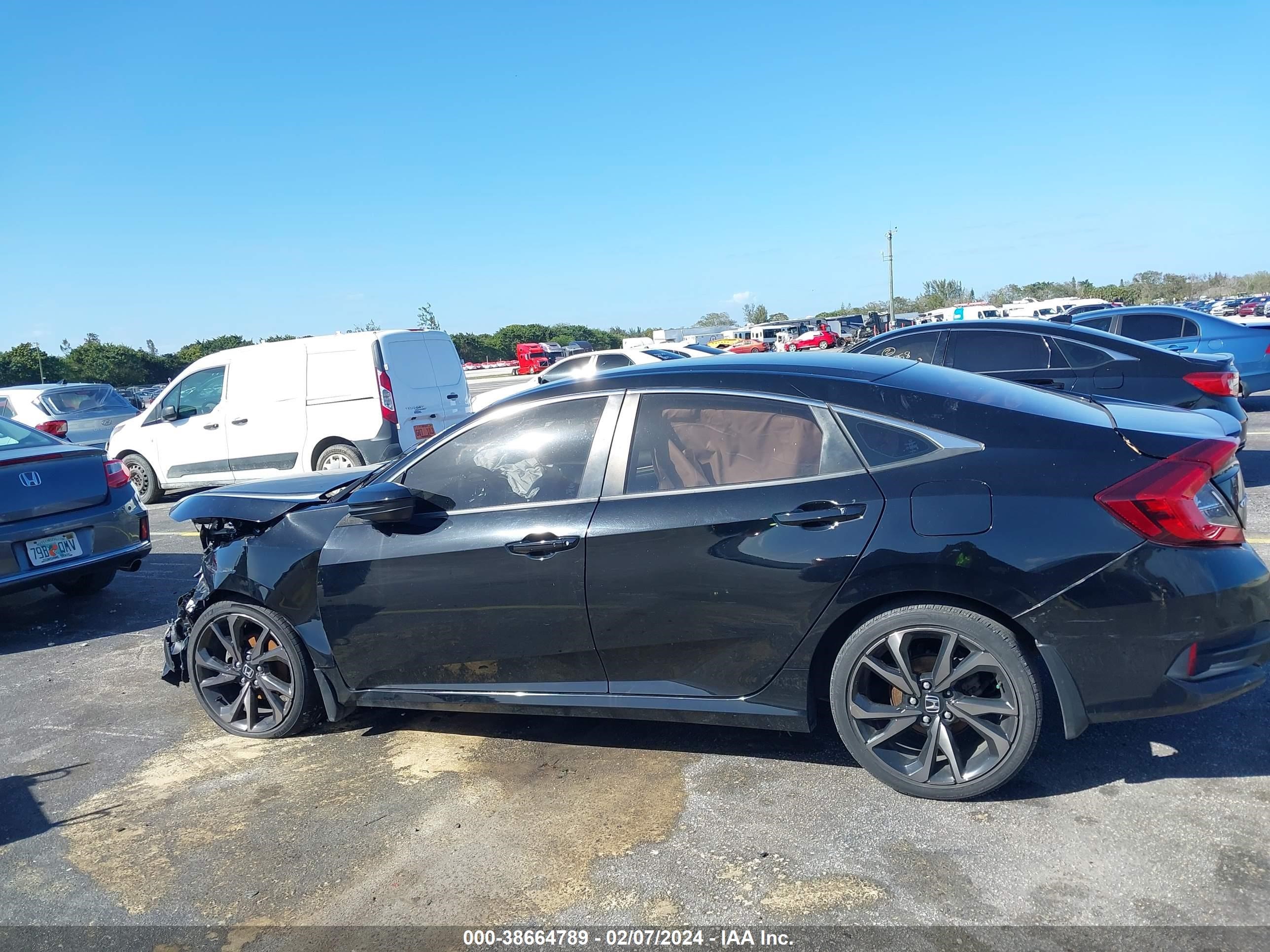 Photo 13 VIN: 2HGFC2F83KH594206 - HONDA CIVIC 