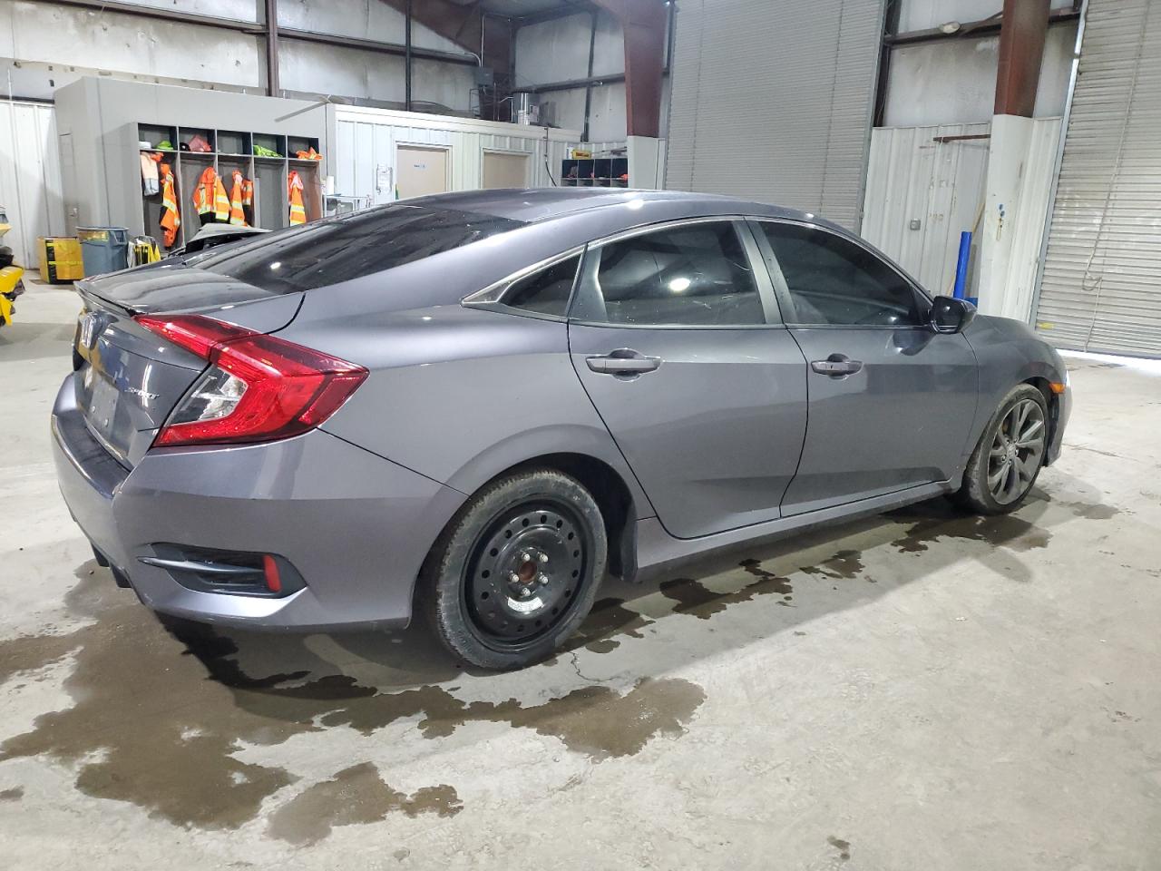 Photo 2 VIN: 2HGFC2F83KH606788 - HONDA CIVIC 