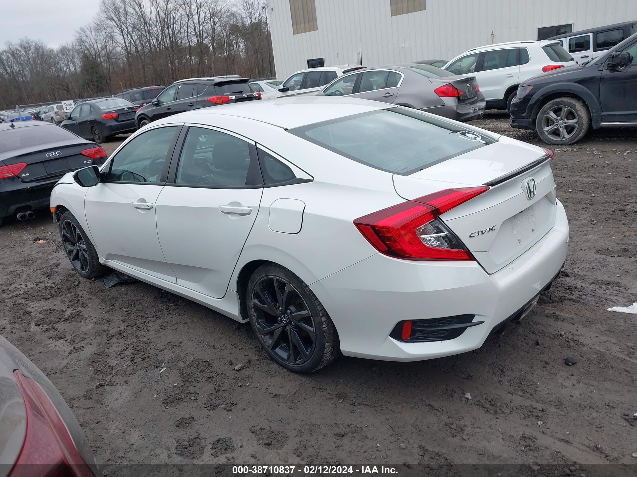 Photo 2 VIN: 2HGFC2F83LH557318 - HONDA CIVIC 