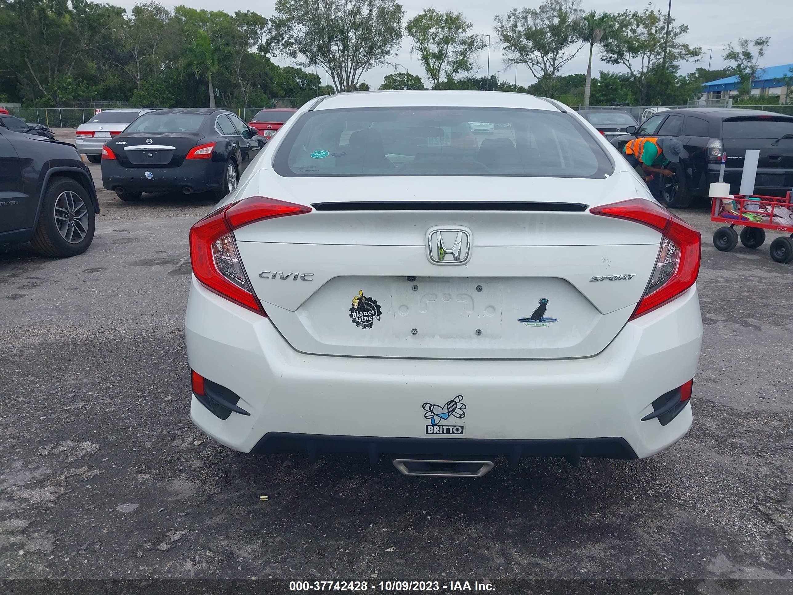 Photo 15 VIN: 2HGFC2F84LH539605 - HONDA CIVIC 