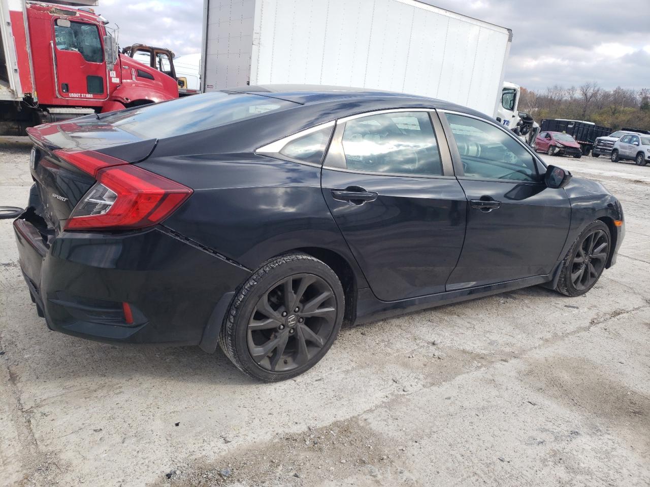 Photo 2 VIN: 2HGFC2F85KH526764 - HONDA CIVIC 