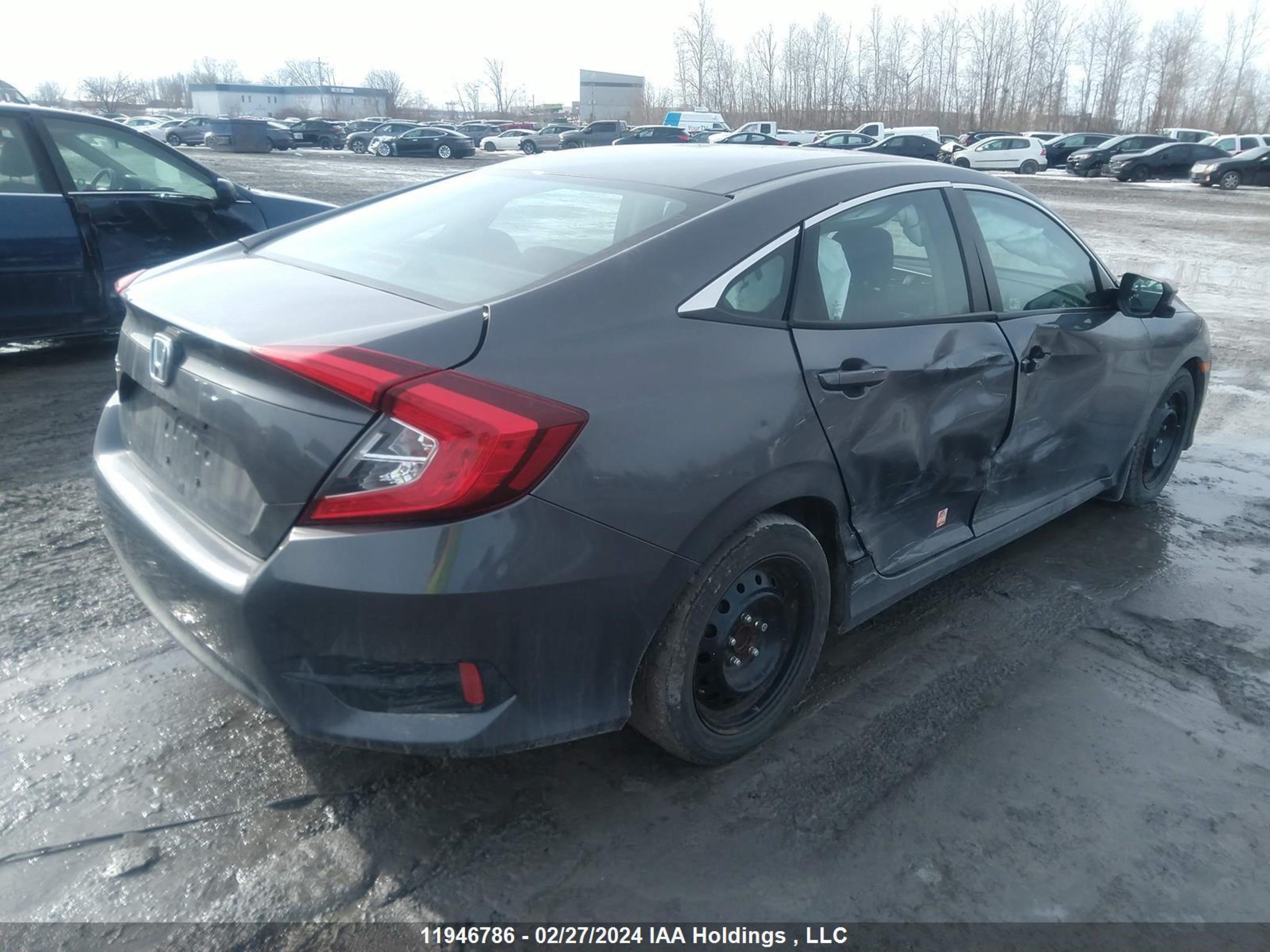 Photo 3 VIN: 2HGFC2F86HH037623 - HONDA CIVIC 