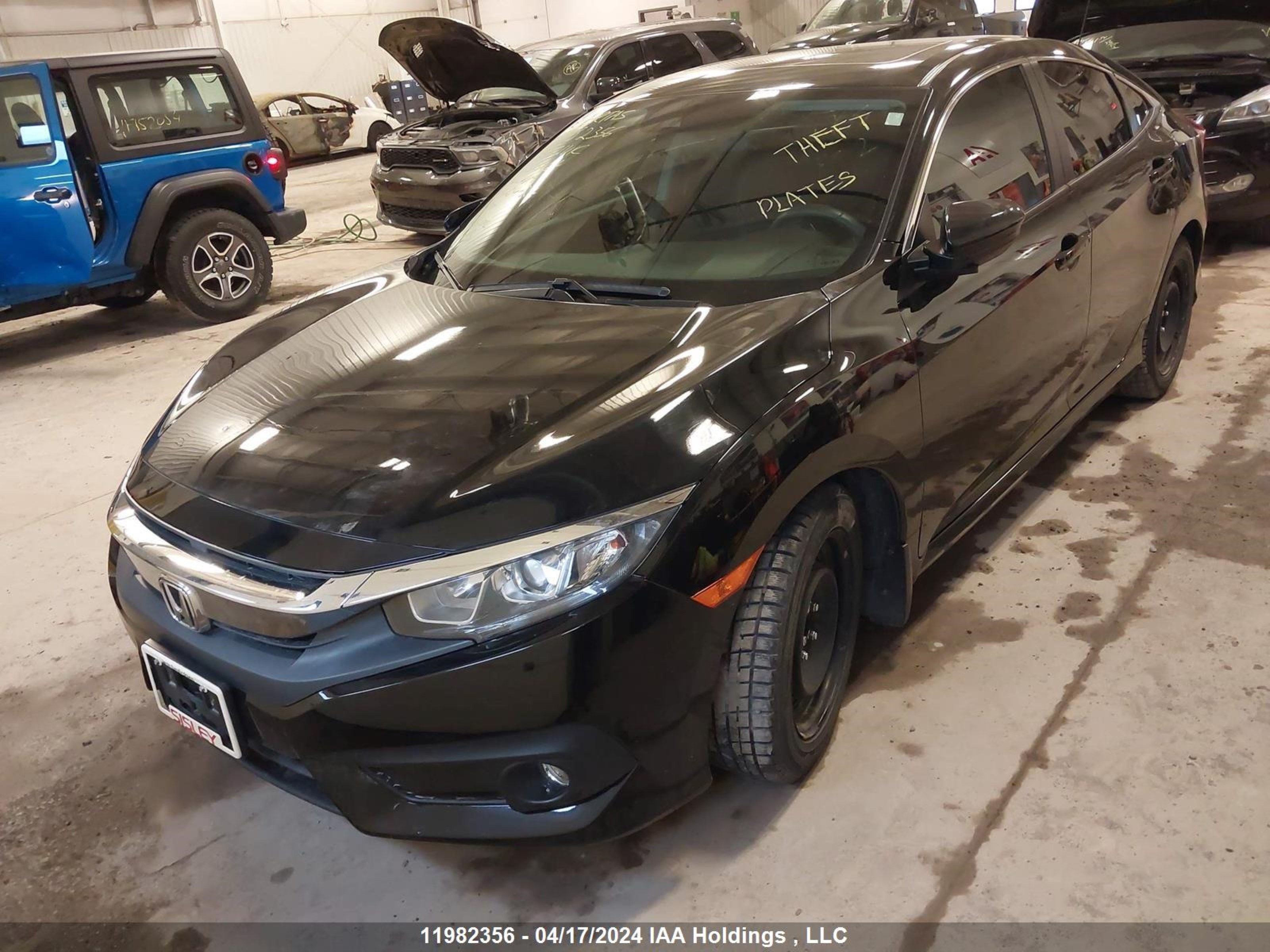 Photo 5 VIN: 2HGFC2F86JH011464 - HONDA CIVIC 