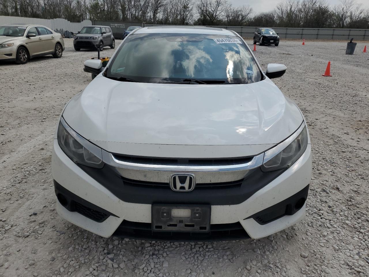 Photo 4 VIN: 2HGFC2F86JH553812 - HONDA CIVIC 