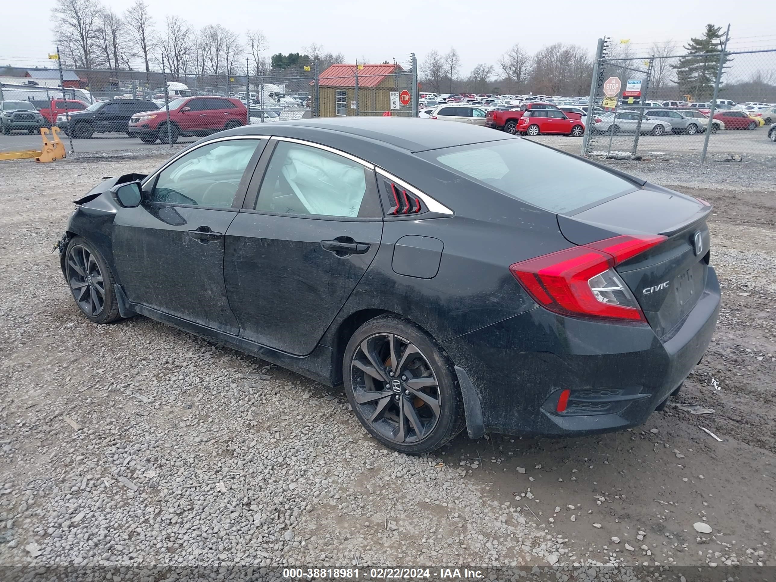 Photo 2 VIN: 2HGFC2F86KH548059 - HONDA CIVIC 