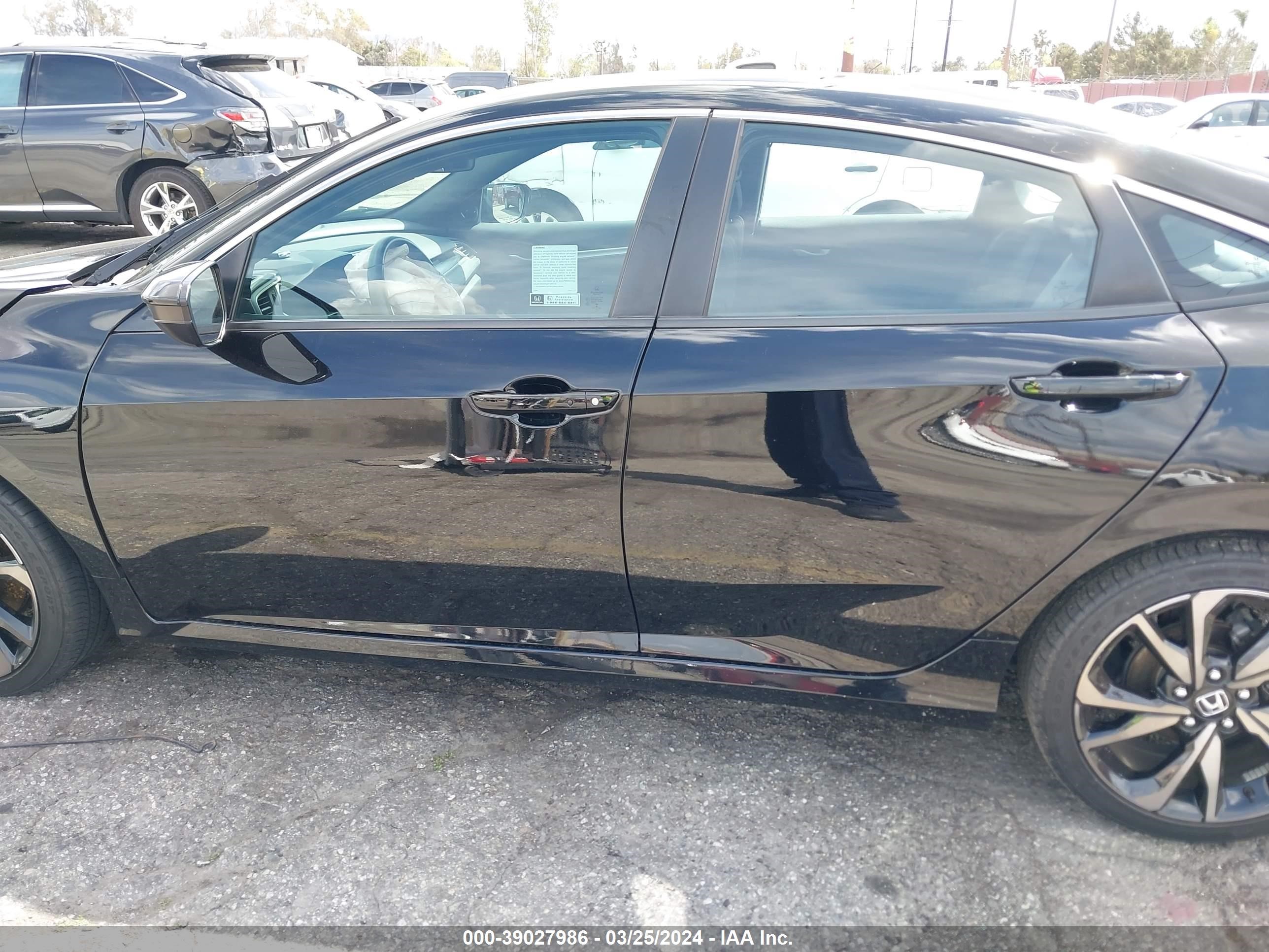 Photo 13 VIN: 2HGFC2F86MH515081 - HONDA CIVIC 