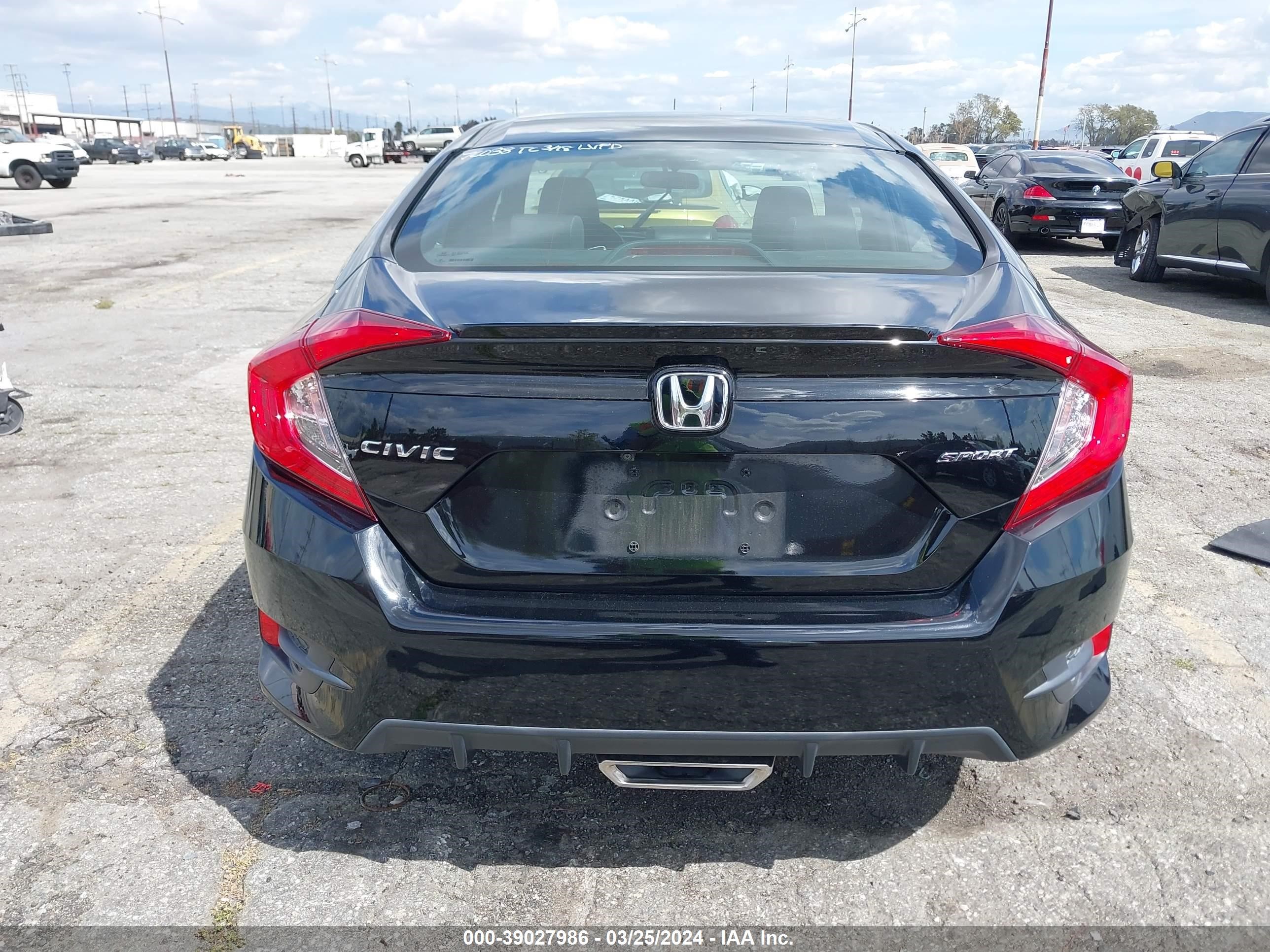 Photo 15 VIN: 2HGFC2F86MH515081 - HONDA CIVIC 