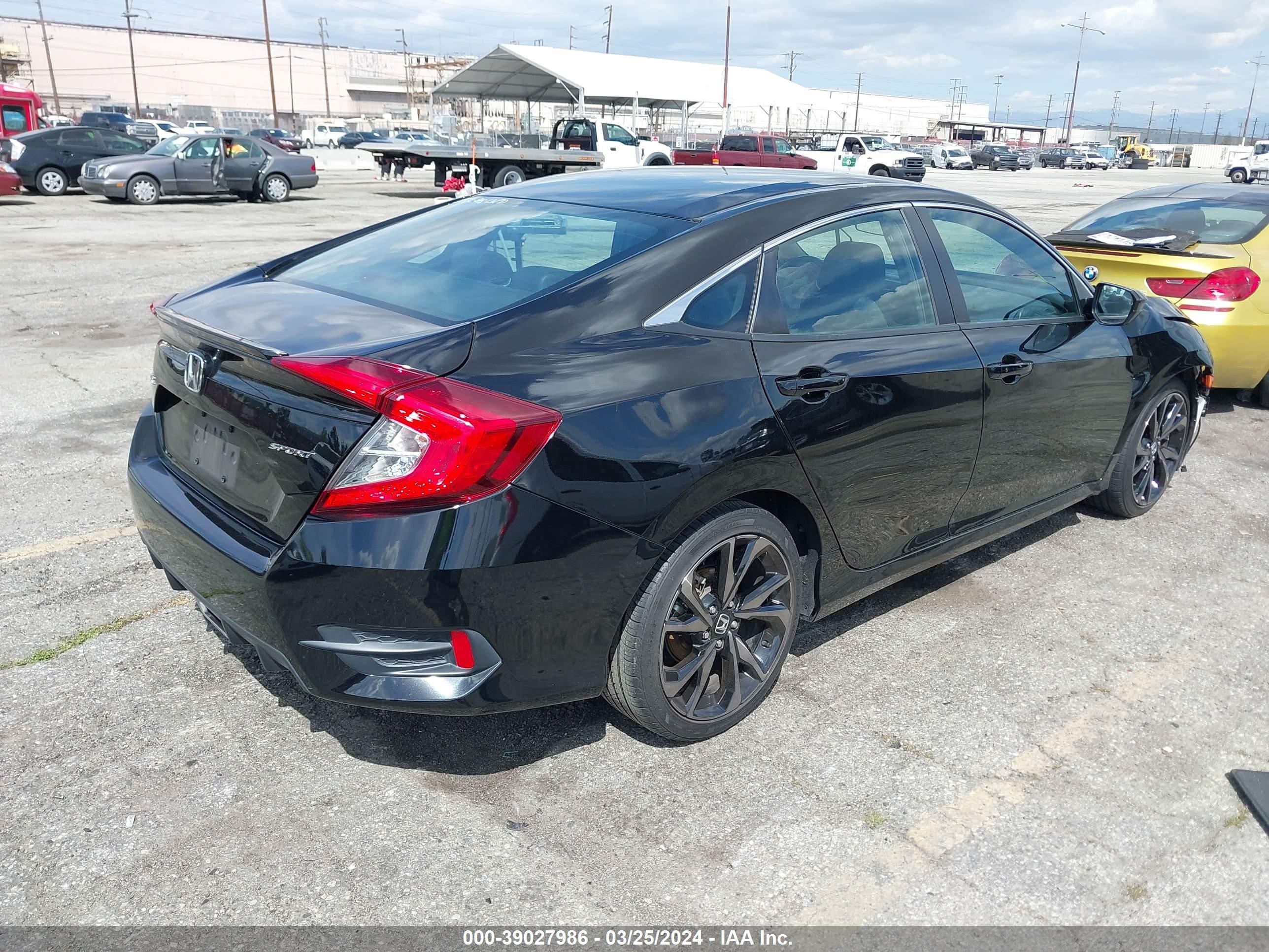 Photo 3 VIN: 2HGFC2F86MH515081 - HONDA CIVIC 