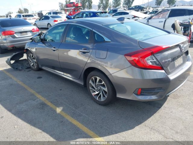 Photo 2 VIN: 2HGFC2F87JH544844 - HONDA CIVIC 