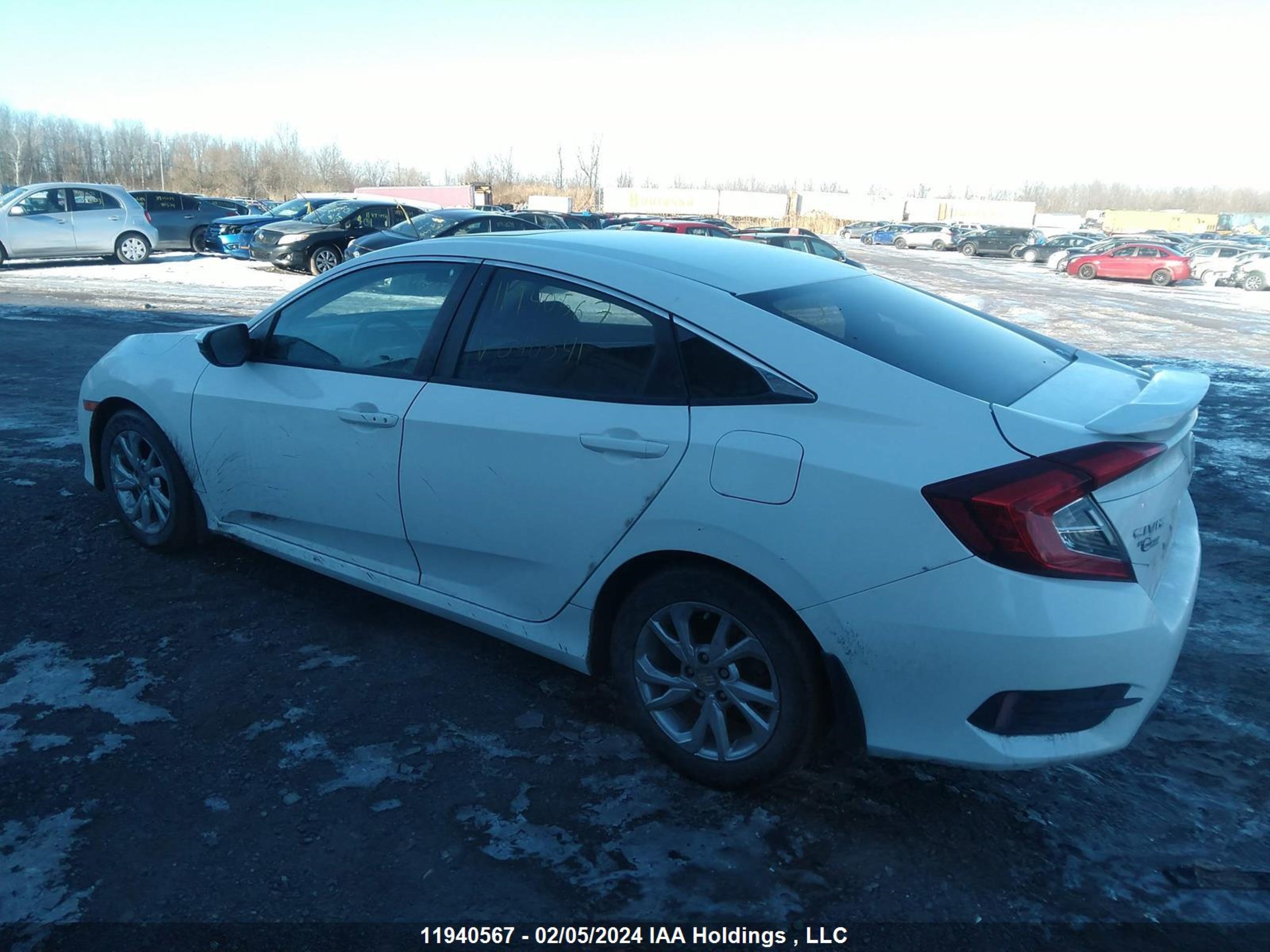 Photo 2 VIN: 2HGFC2F88HH040541 - HONDA CIVIC 