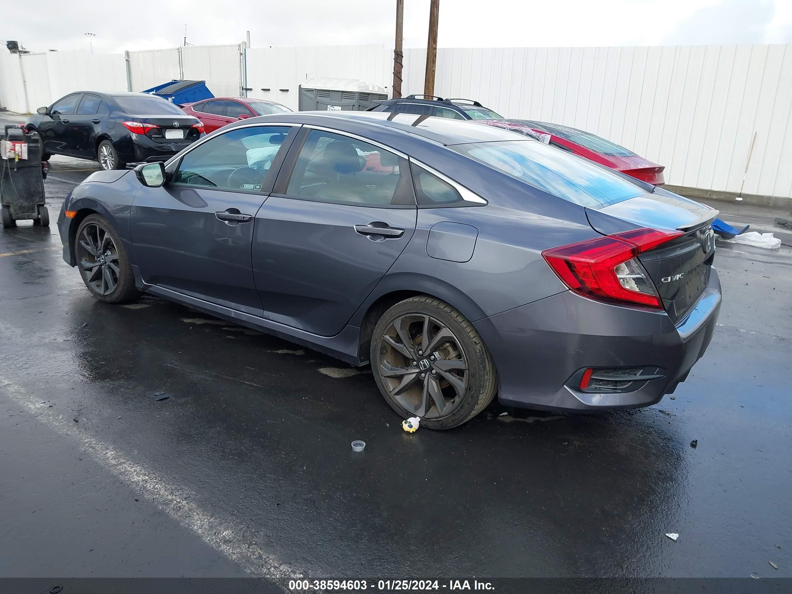 Photo 2 VIN: 2HGFC2F88LH516635 - HONDA CIVIC 