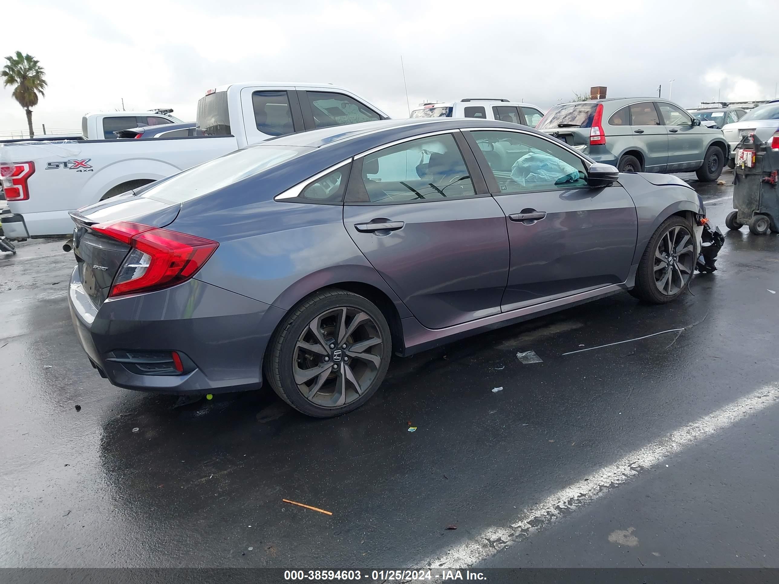 Photo 3 VIN: 2HGFC2F88LH516635 - HONDA CIVIC 