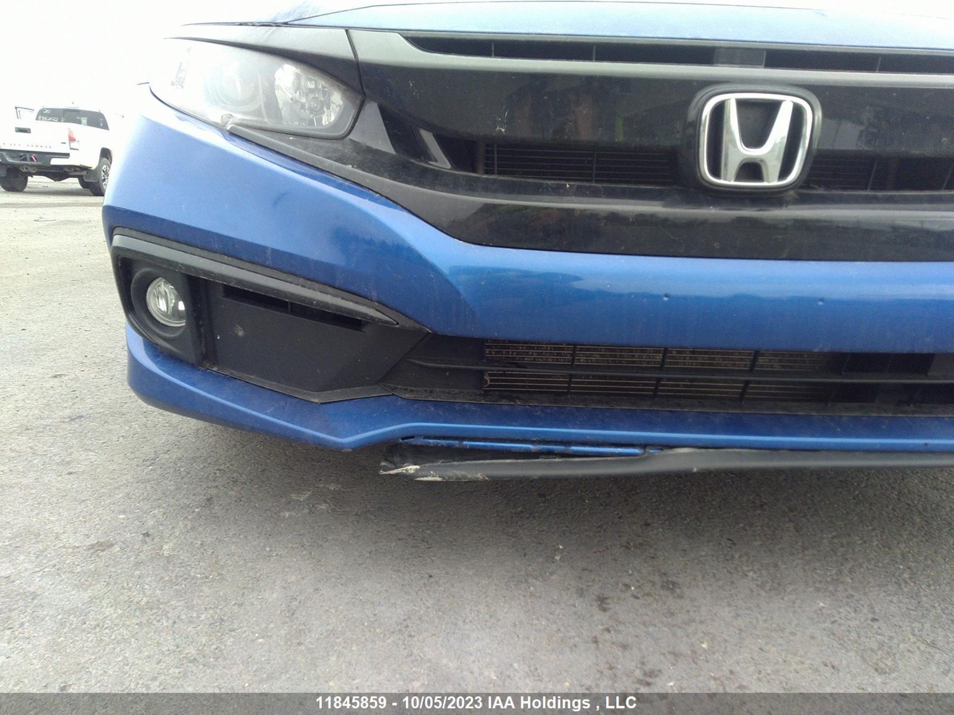 Photo 11 VIN: 2HGFC2F8XKH015440 - HONDA CIVIC 