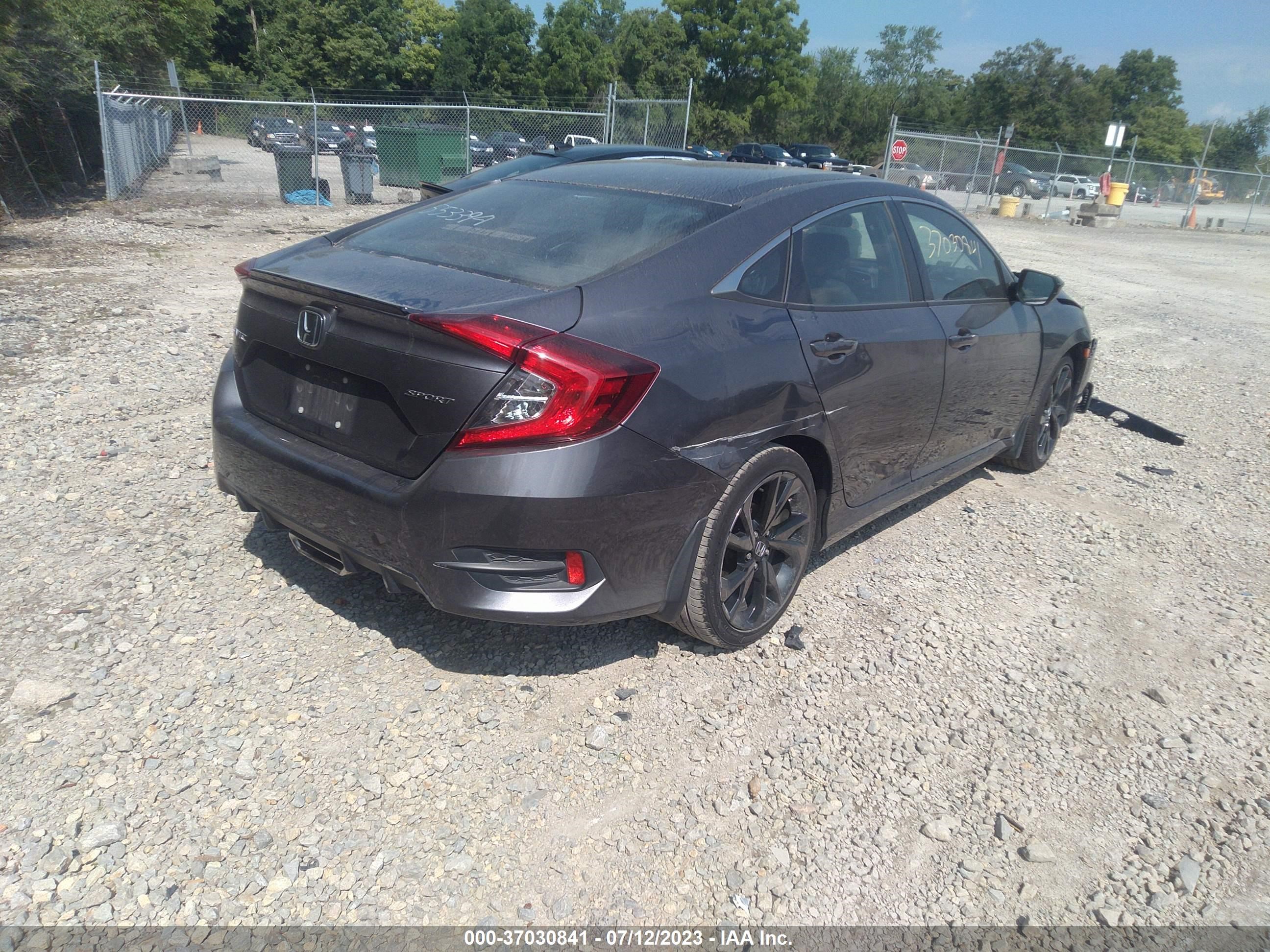 Photo 3 VIN: 2HGFC2F8XLH553394 - HONDA CIVIC 