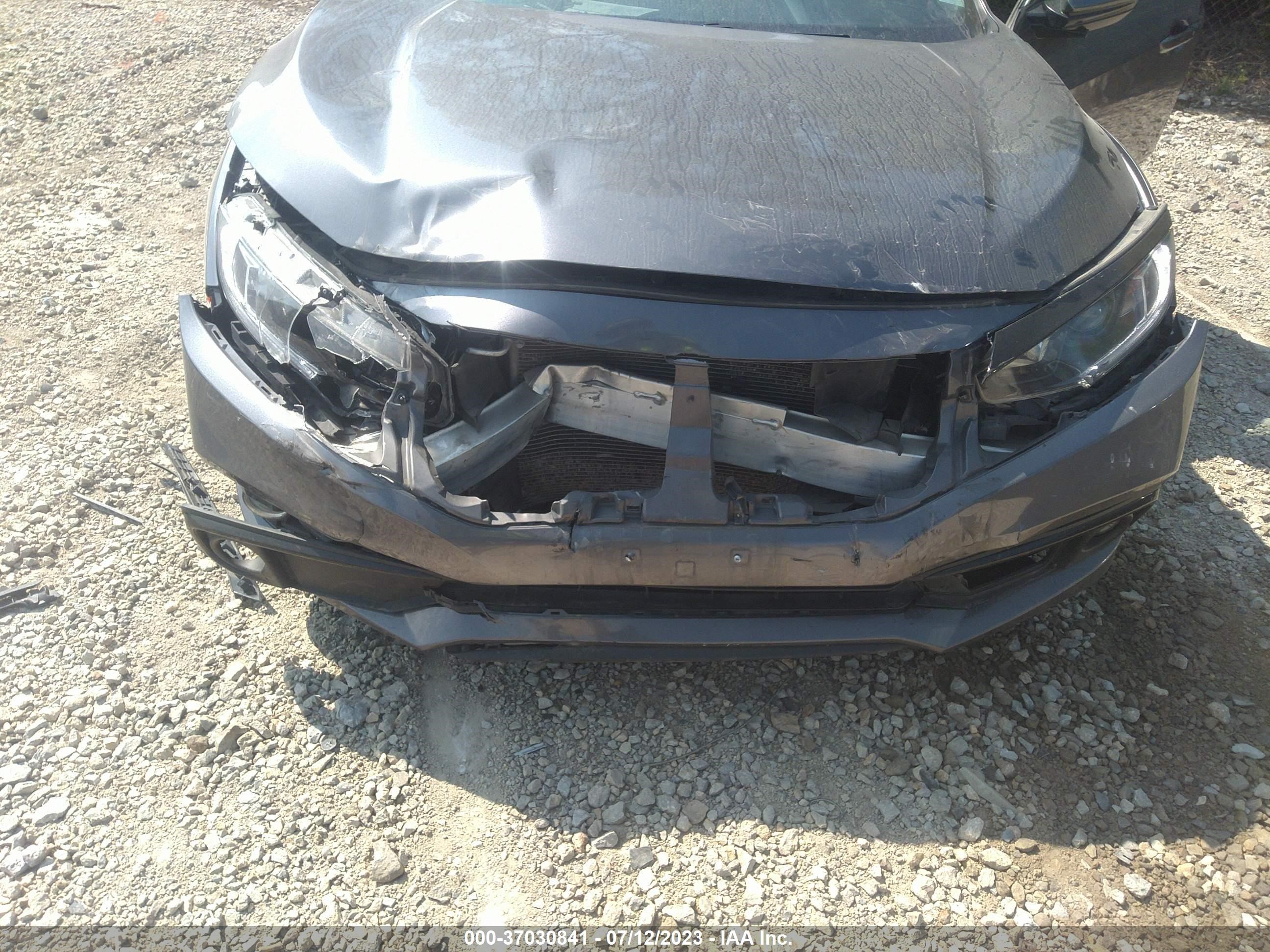 Photo 5 VIN: 2HGFC2F8XLH553394 - HONDA CIVIC 