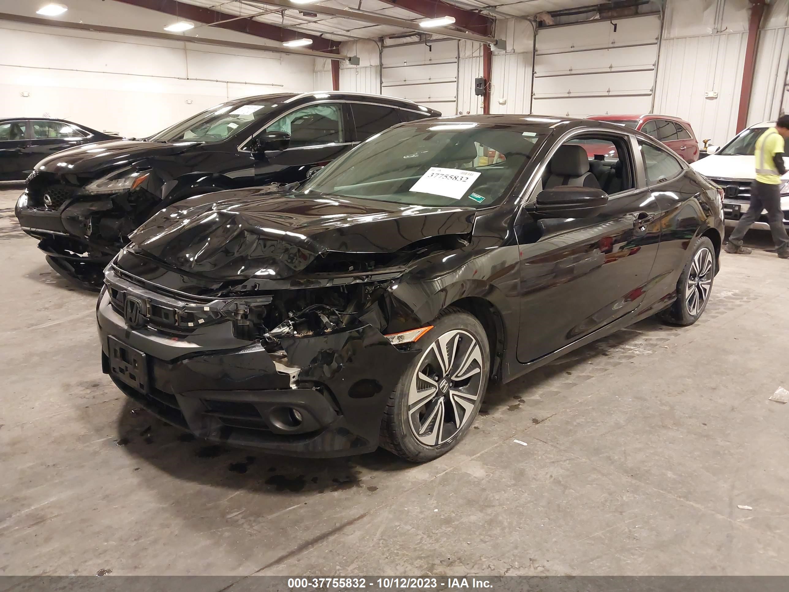 Photo 1 VIN: 2HGFC3A30JH355745 - HONDA CIVIC 