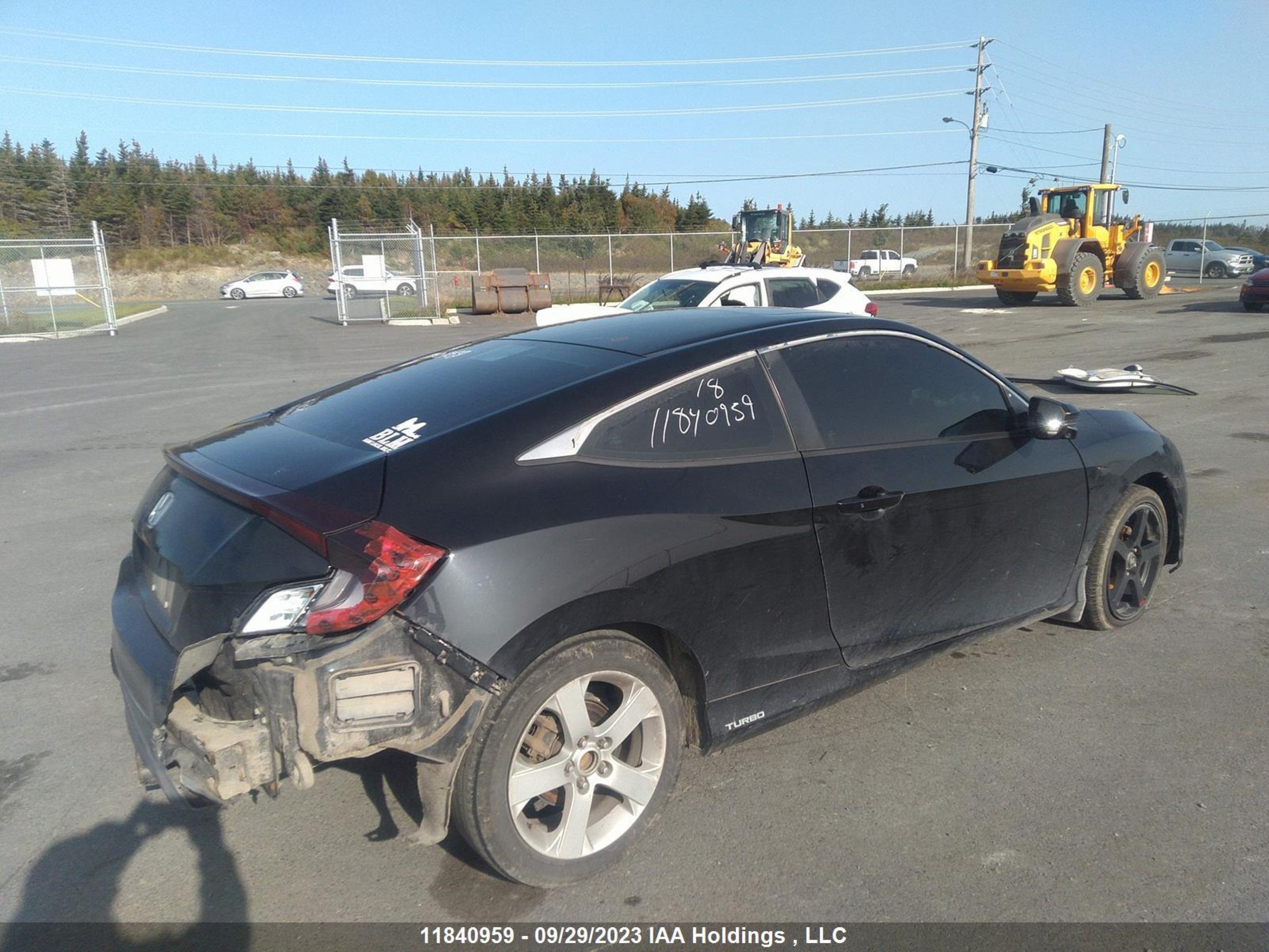 Photo 3 VIN: 2HGFC3A38JH450229 - HONDA CIVIC 