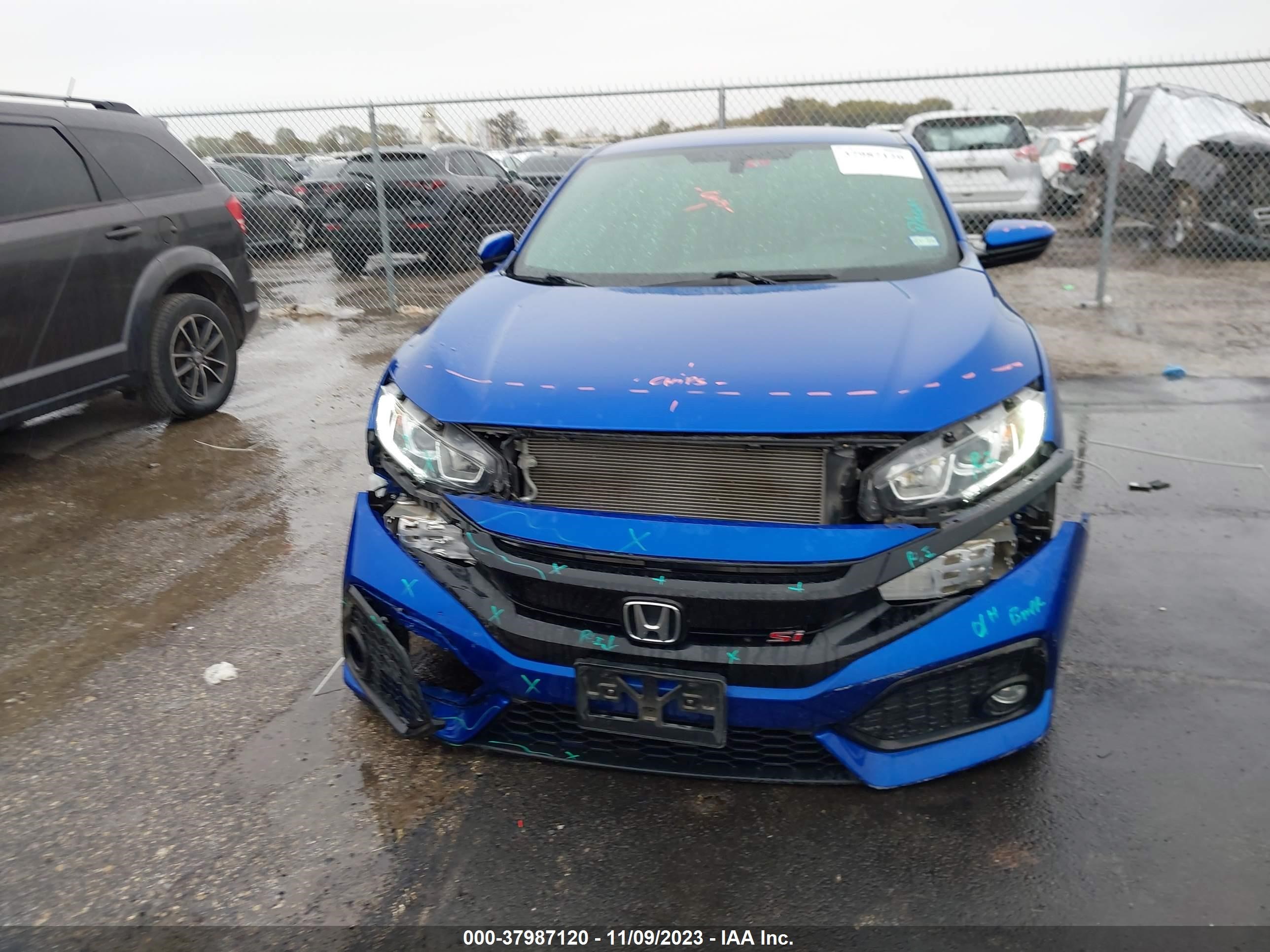 Photo 5 VIN: 2HGFC3A59JH758124 - HONDA CIVIC 