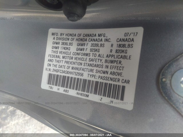 Photo 8 VIN: 2HGFC3A5XHH752956 - HONDA CIVIC COUPE 