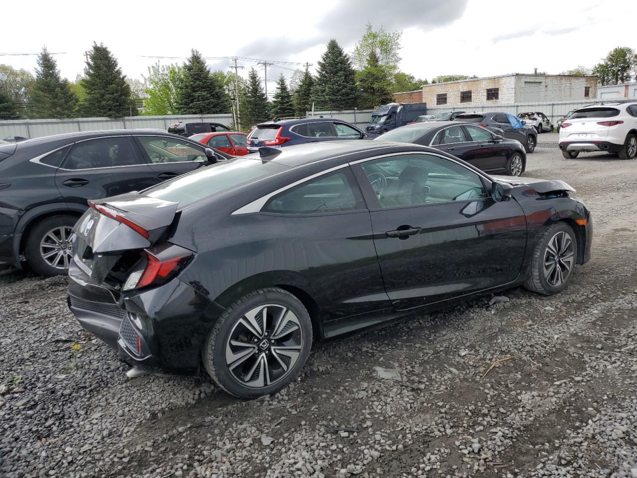 Photo 2 VIN: 2HGFC3B30HH356399 - HONDA CIVIC 