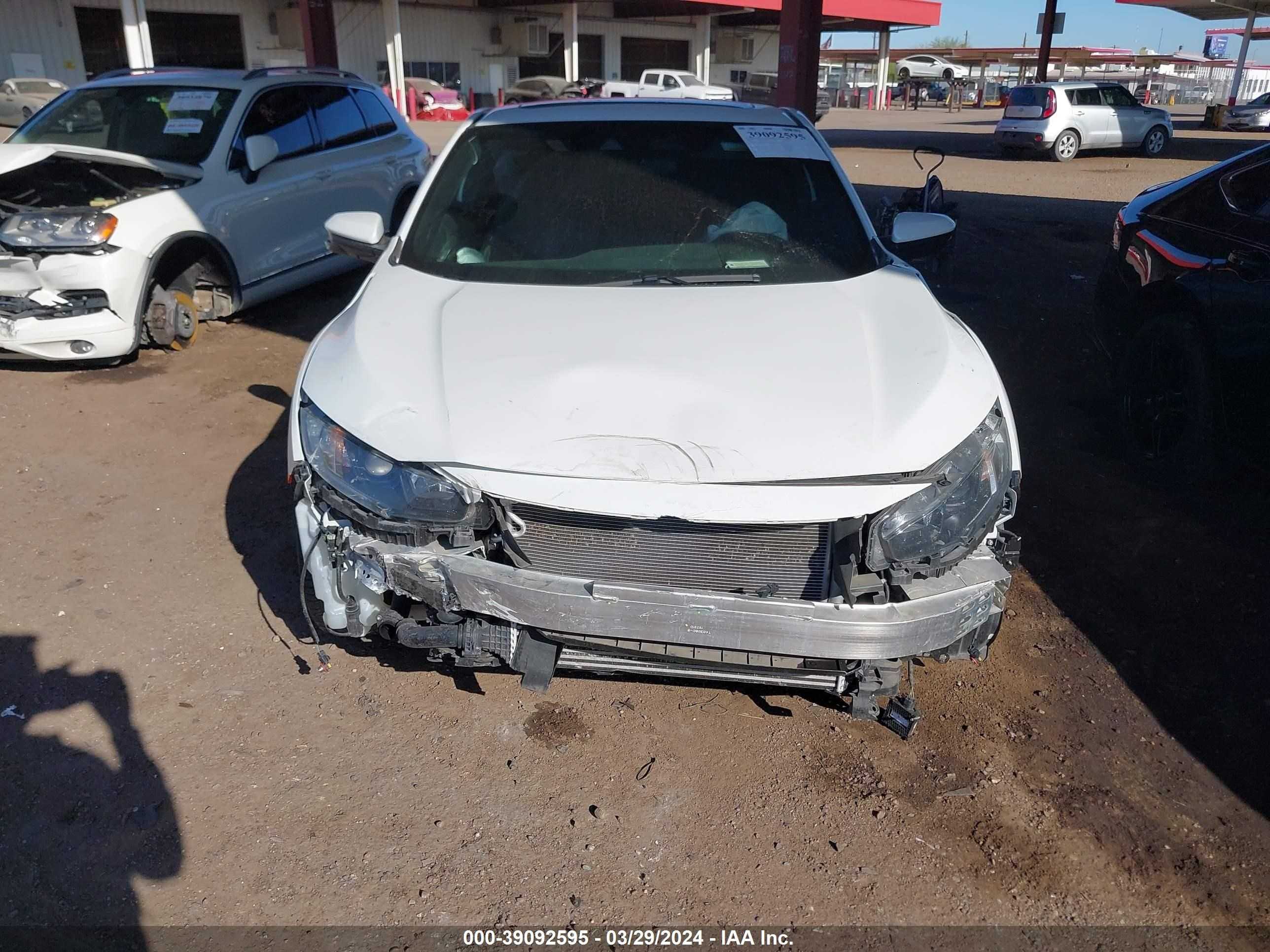 Photo 11 VIN: 2HGFC3B31LH350135 - HONDA CIVIC 