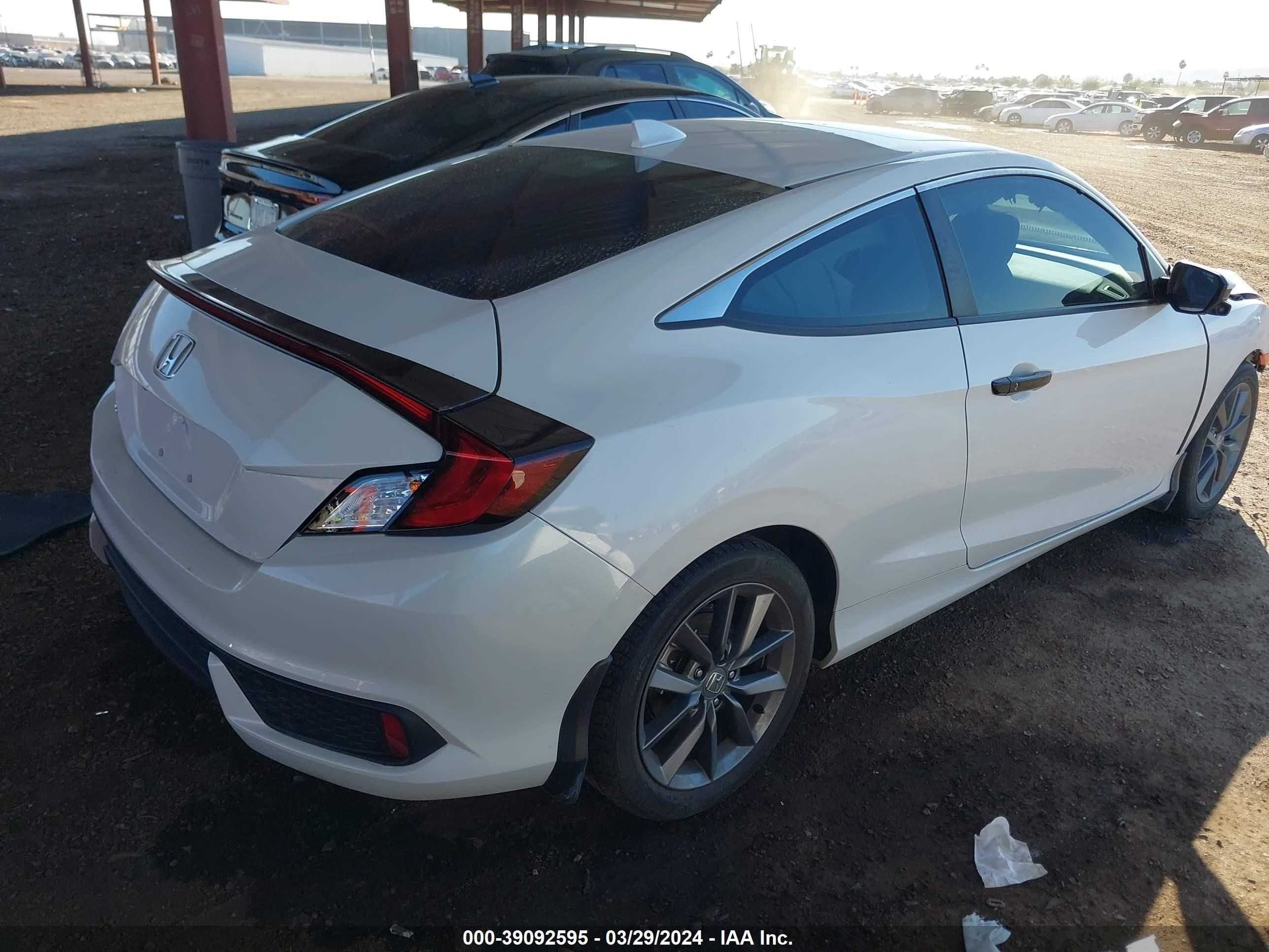 Photo 3 VIN: 2HGFC3B31LH350135 - HONDA CIVIC 