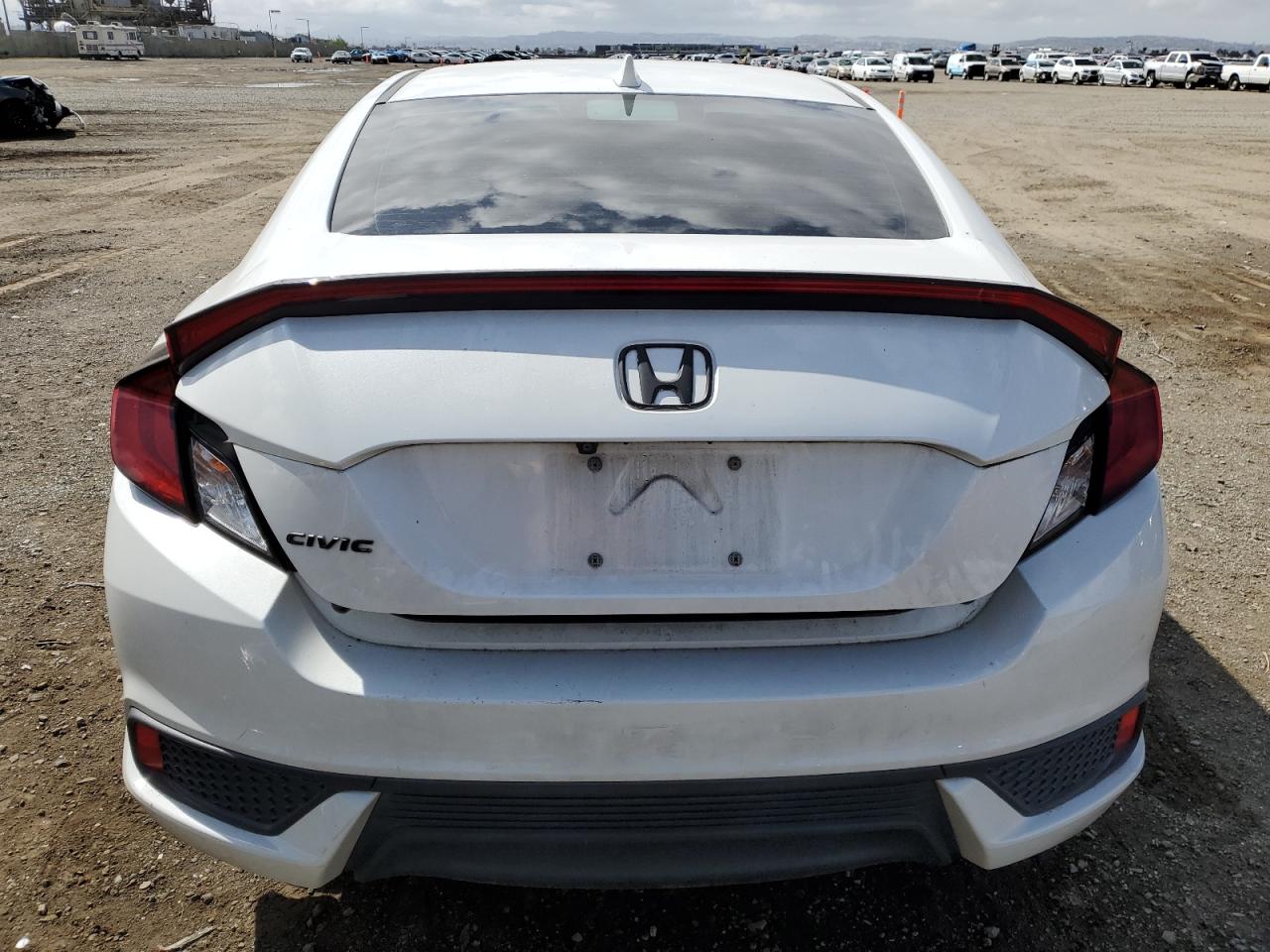 Photo 5 VIN: 2HGFC3B33KH354041 - HONDA CIVIC 