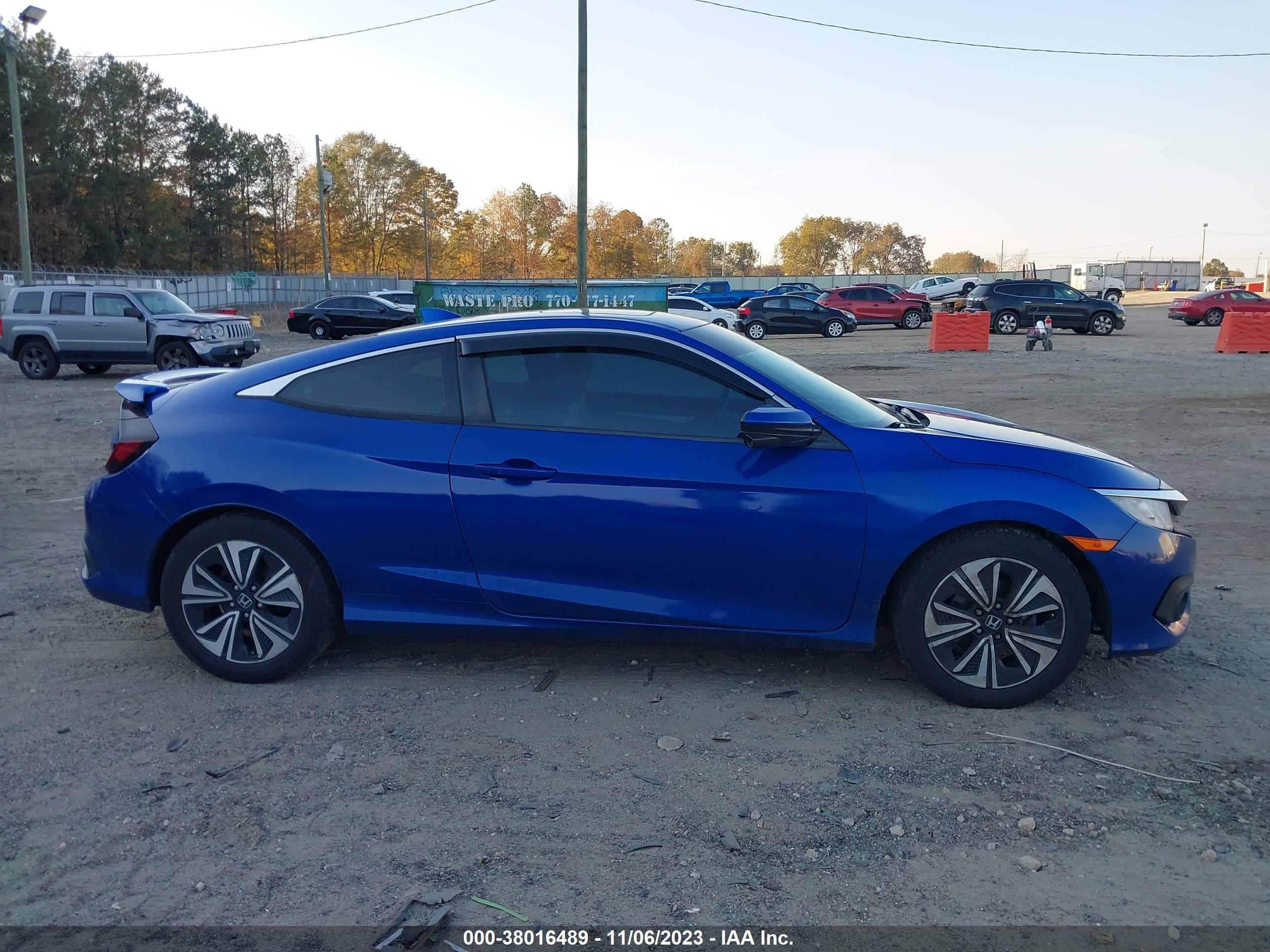 Photo 12 VIN: 2HGFC3B37JH352758 - HONDA CIVIC 