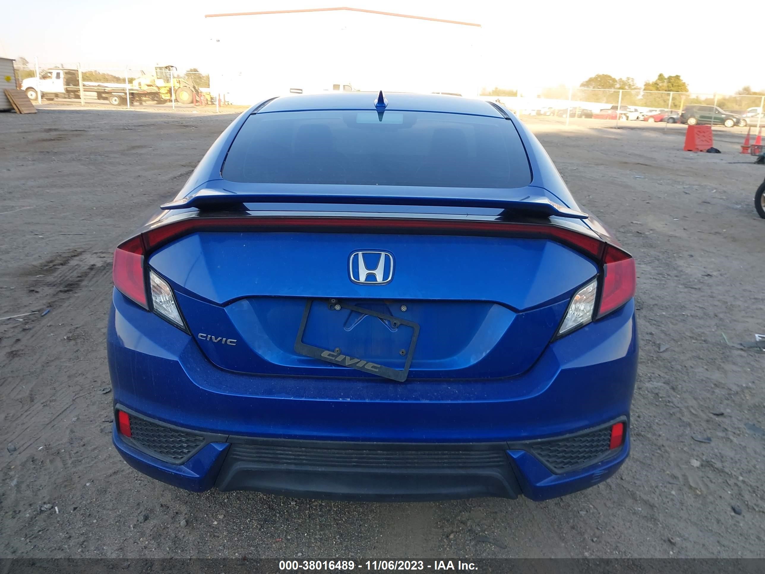 Photo 15 VIN: 2HGFC3B37JH352758 - HONDA CIVIC 