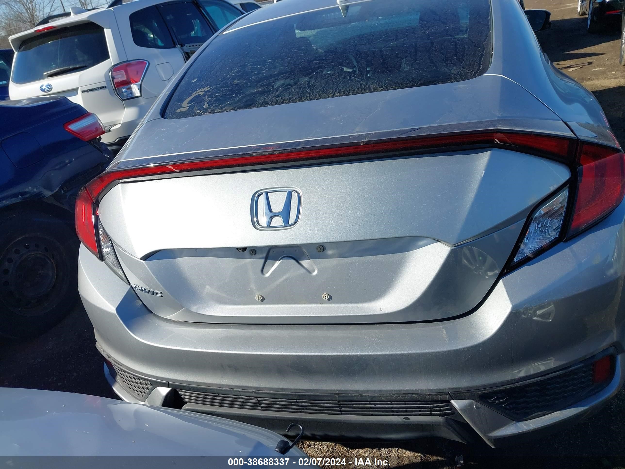 Photo 15 VIN: 2HGFC3B38GH352017 - HONDA CIVIC 