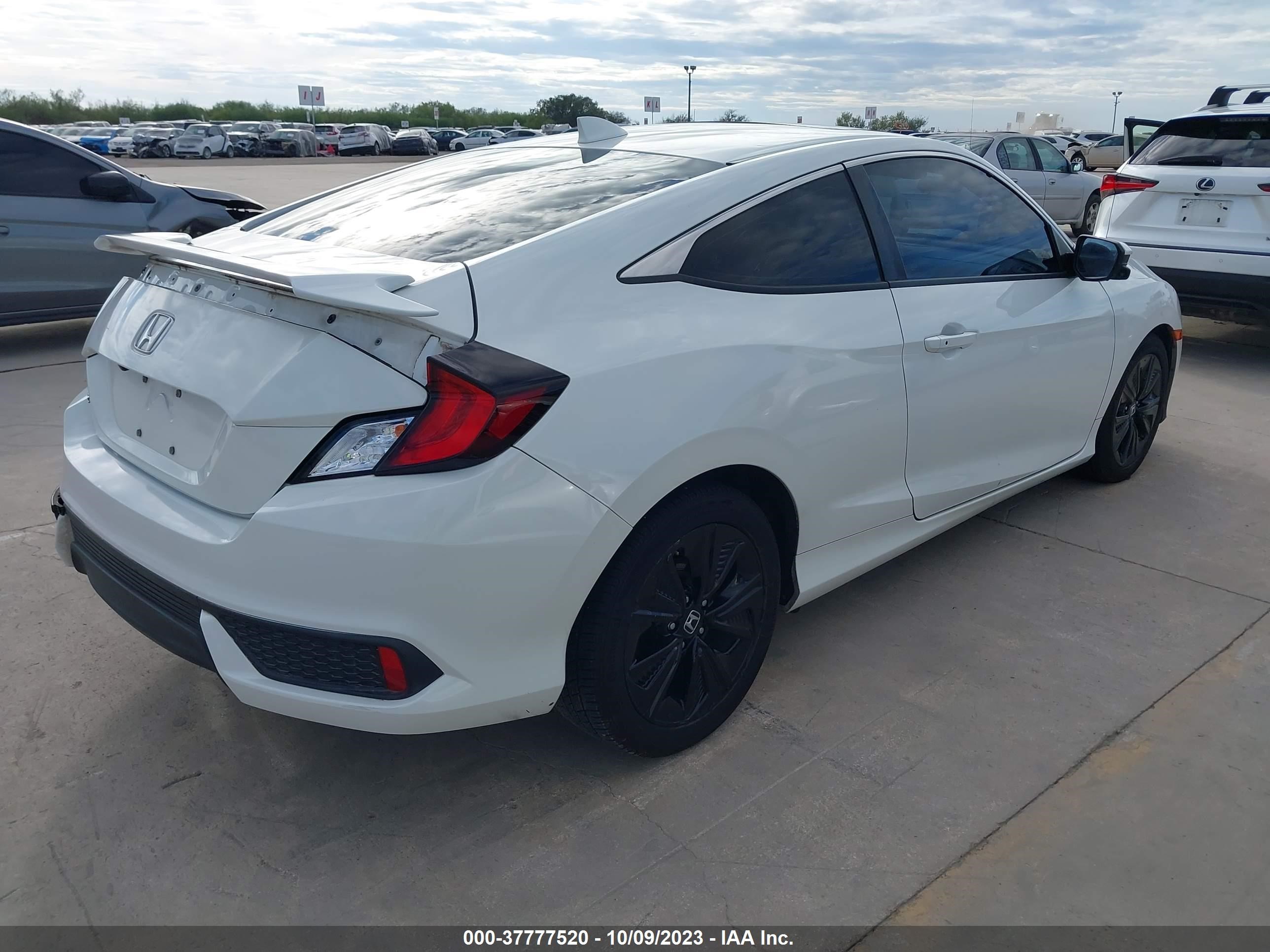 Photo 3 VIN: 2HGFC3B79HH354024 - HONDA CIVIC 