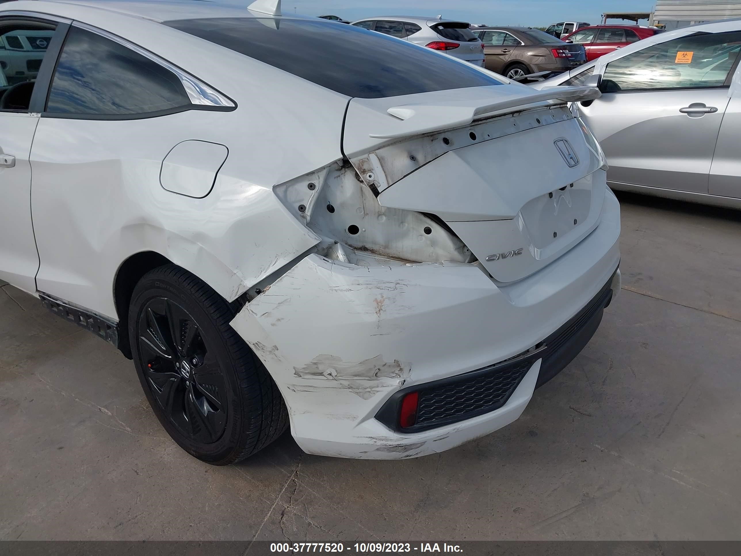 Photo 5 VIN: 2HGFC3B79HH354024 - HONDA CIVIC 