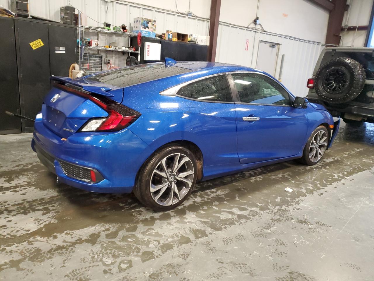 Photo 2 VIN: 2HGFC3B94KH355140 - HONDA CIVIC 