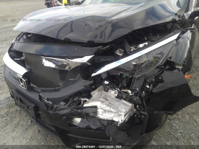 Photo 5 VIN: 2HGFC4A56JH300479 - HONDA CIVIC COUPE 