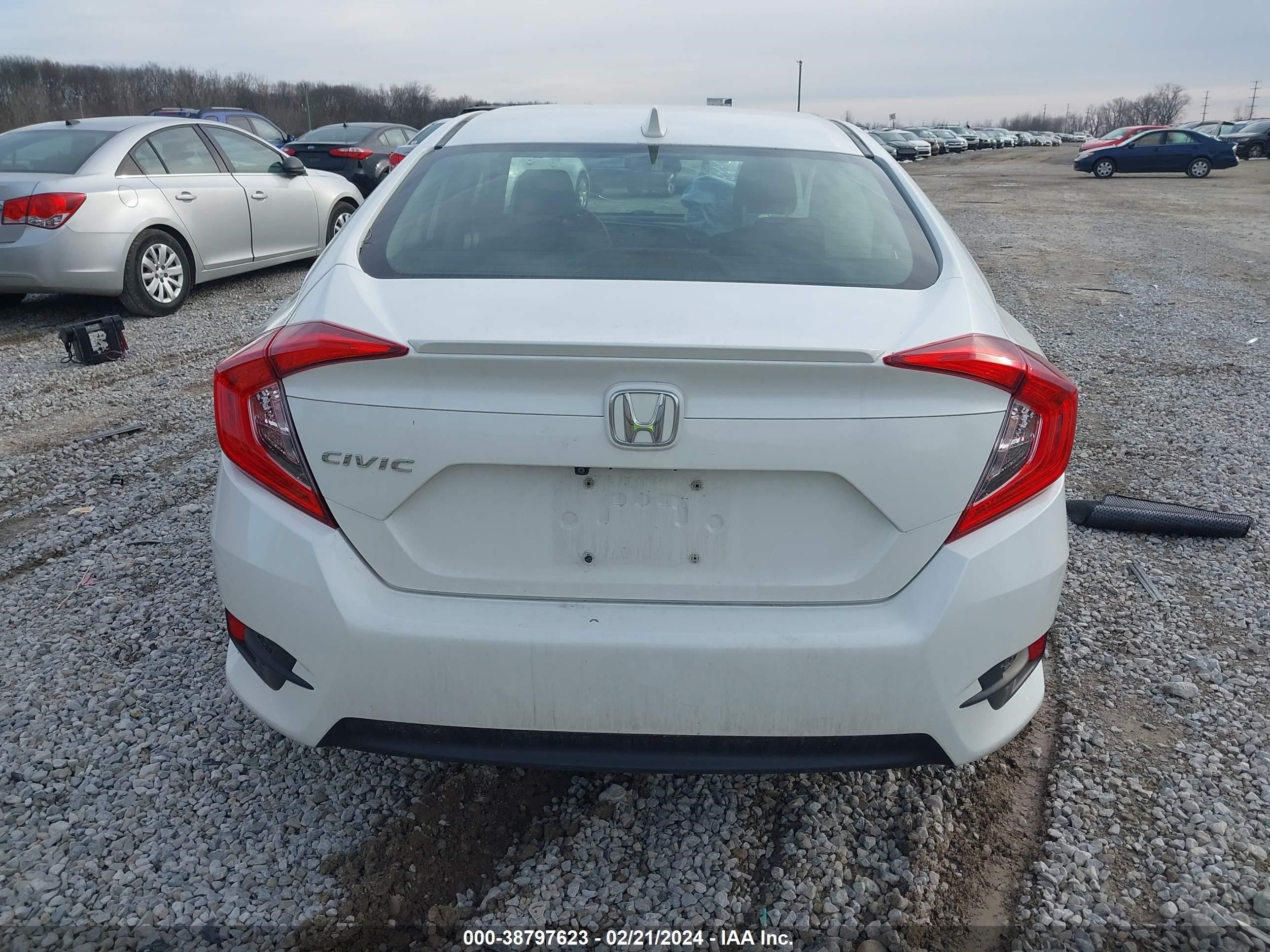 Photo 15 VIN: 2HGFC4A56JH302300 - HONDA CIVIC 