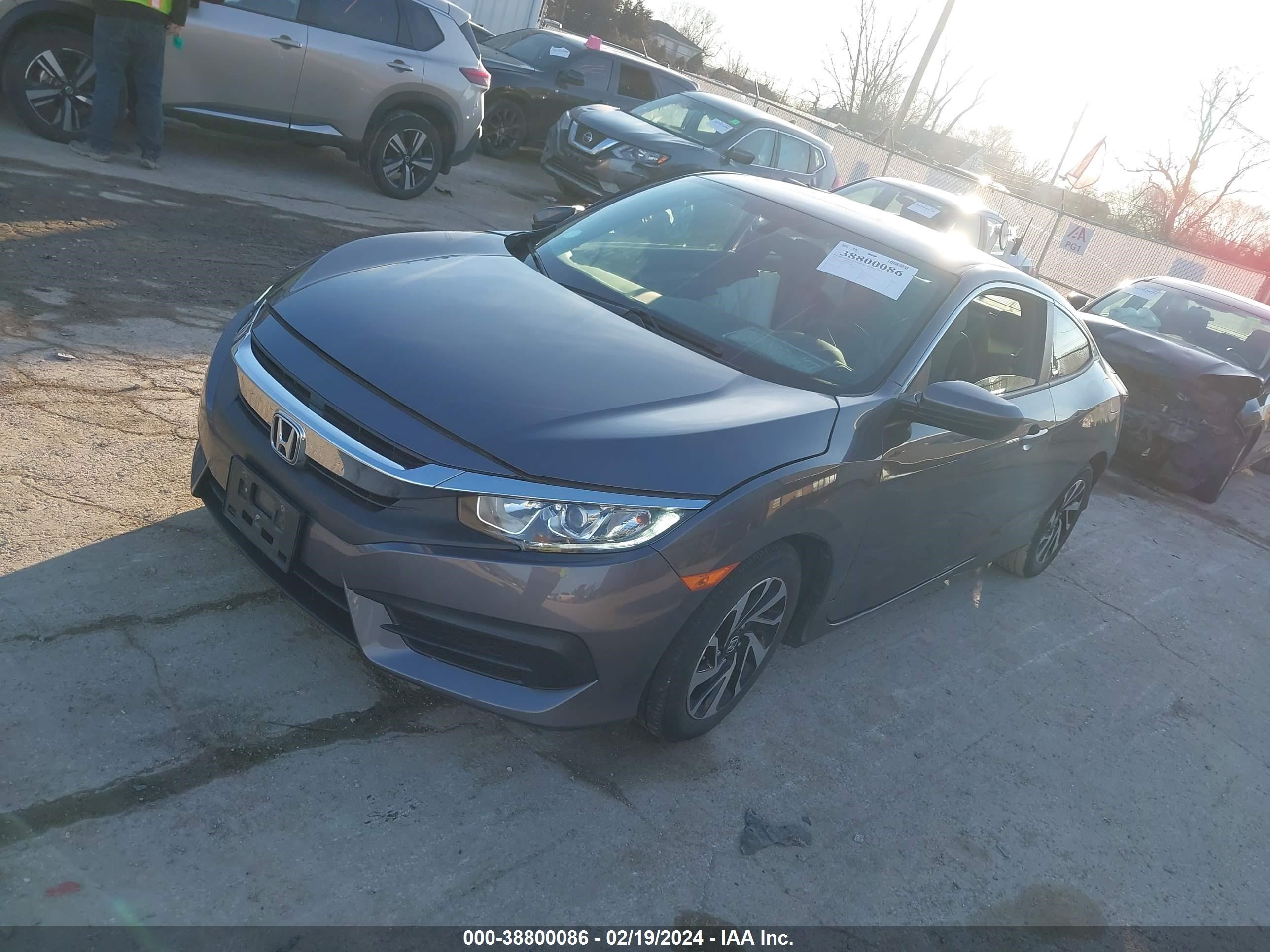 Photo 1 VIN: 2HGFC4B01JH306080 - HONDA CIVIC 