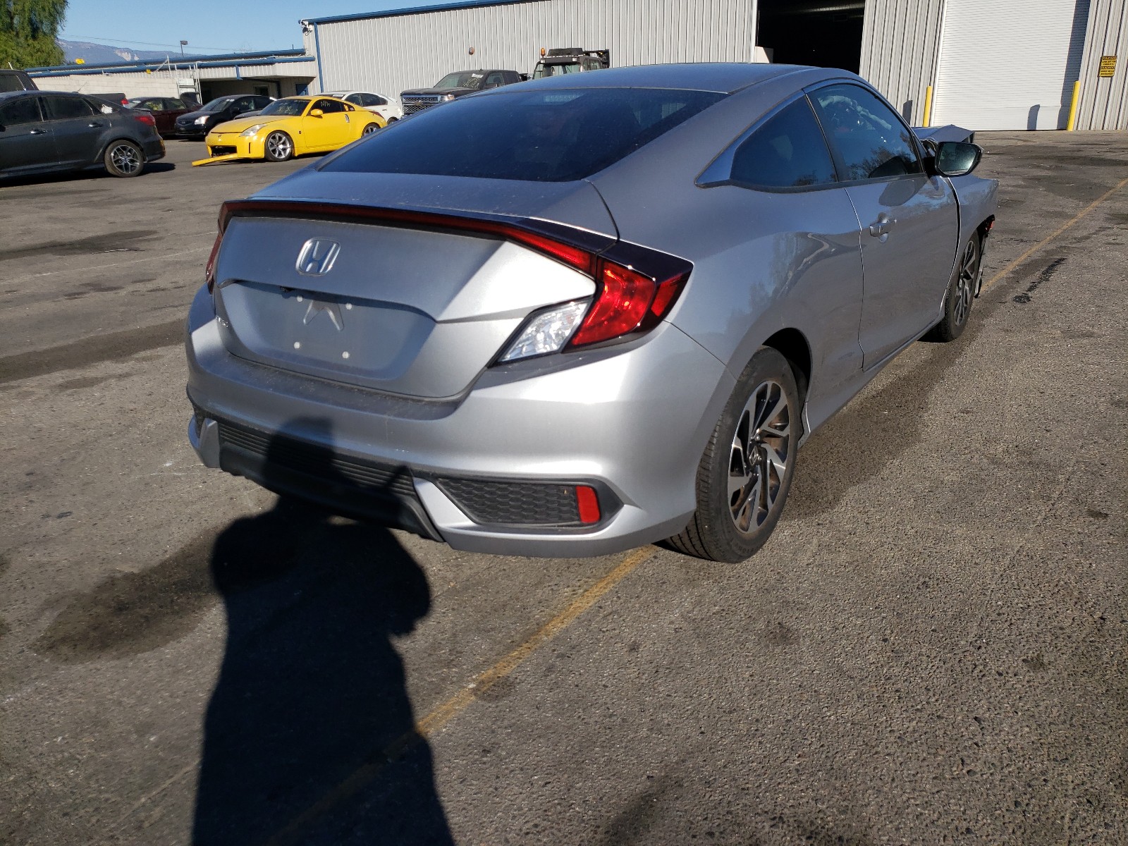 Photo 3 VIN: 2HGFC4B02HH302937 - HONDA CIVIC LX 