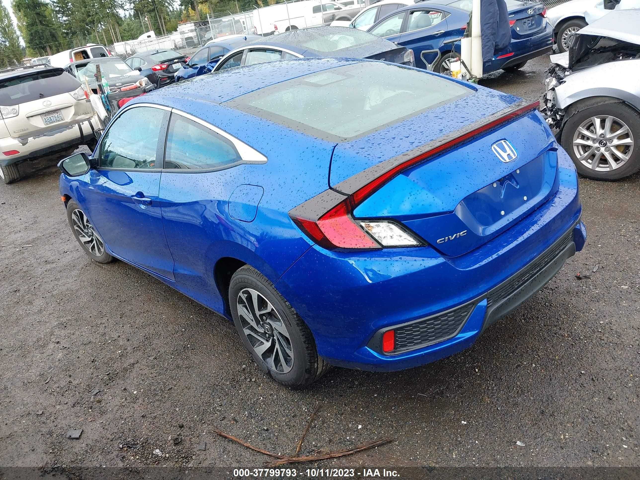 Photo 2 VIN: 2HGFC4B02HH305742 - HONDA CIVIC 