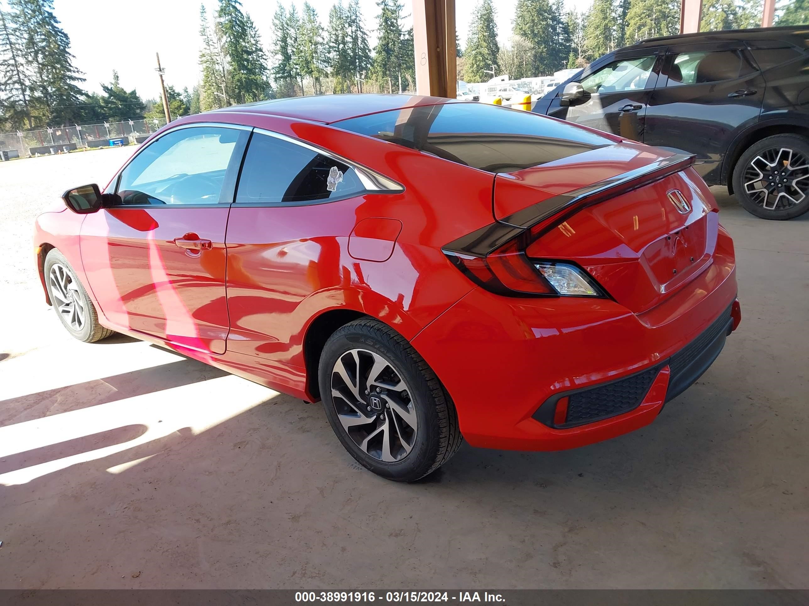 Photo 2 VIN: 2HGFC4B04JH302735 - HONDA CIVIC 