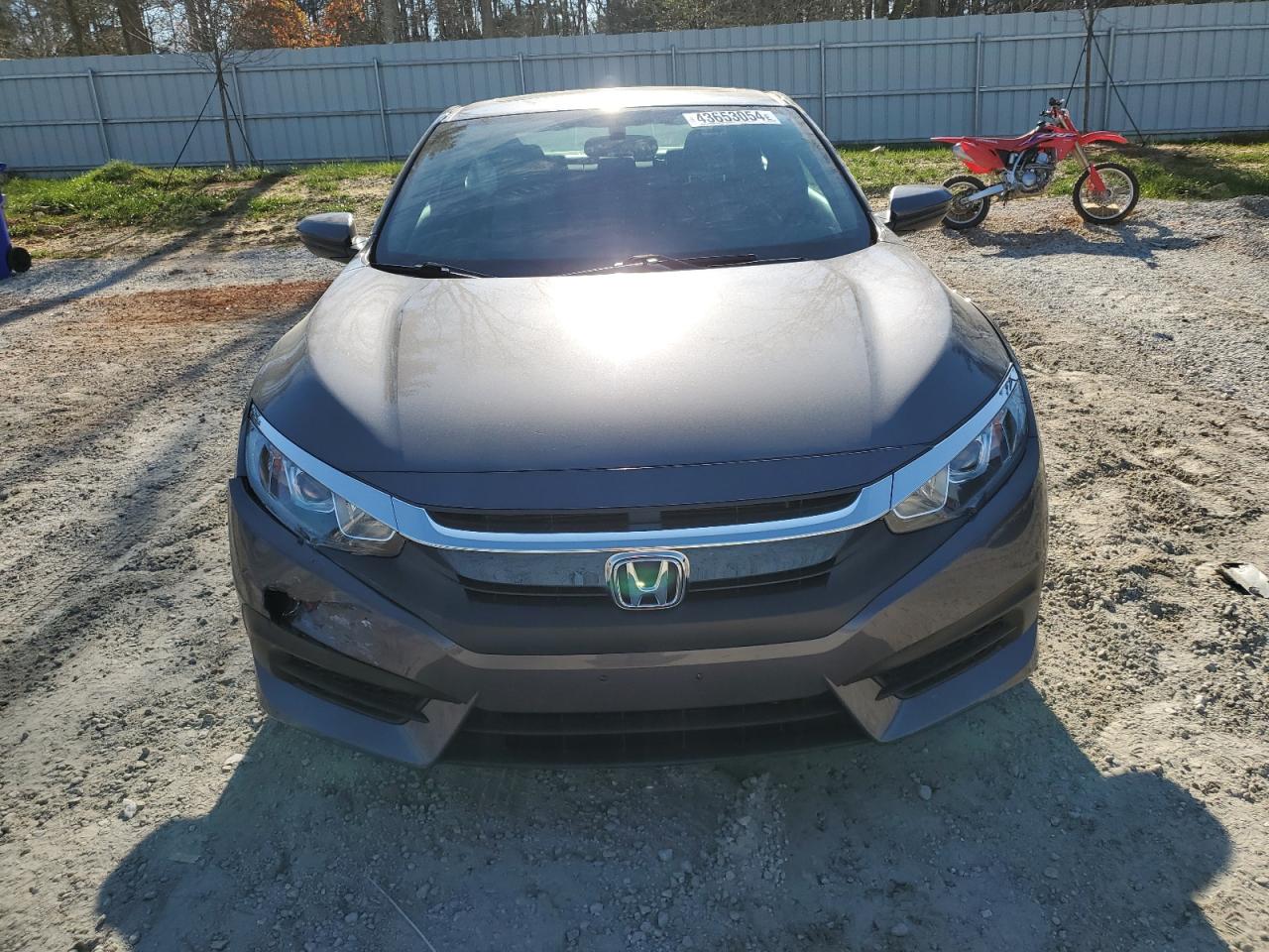 Photo 4 VIN: 2HGFC4B06HH300723 - HONDA CIVIC 