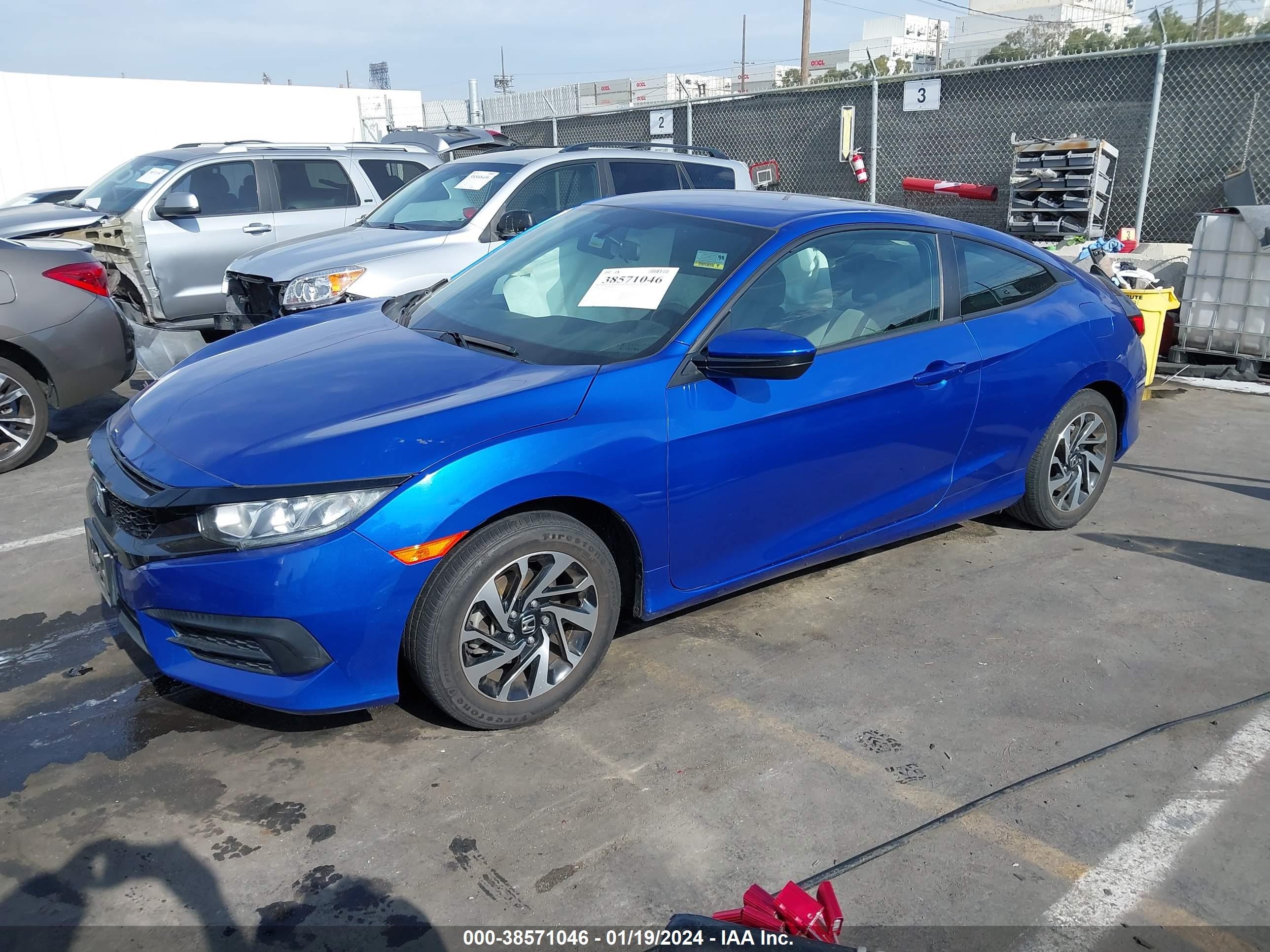 Photo 1 VIN: 2HGFC4B59JH300703 - HONDA CIVIC 