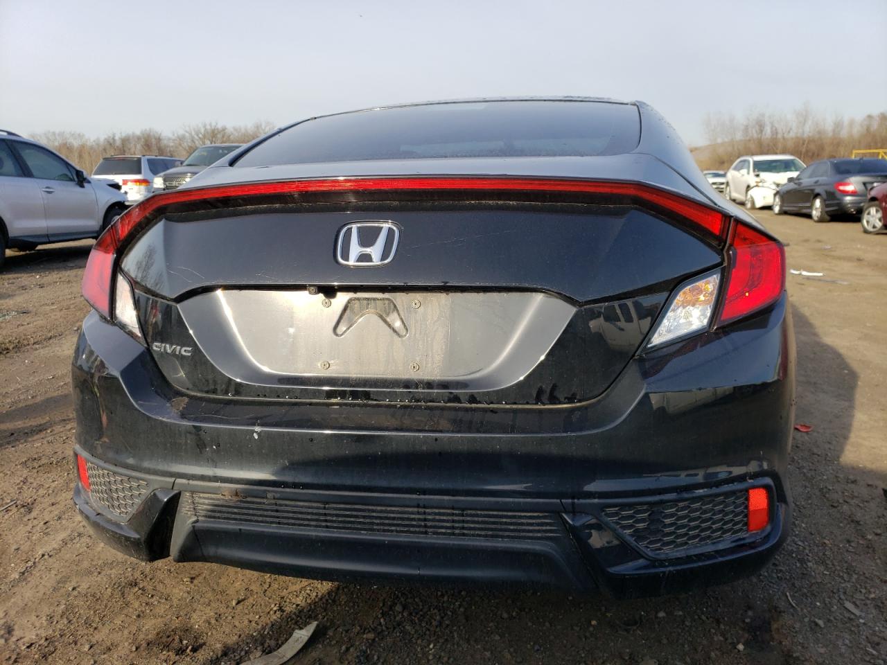 Photo 5 VIN: 2HGFC4B5XHH309601 - HONDA CIVIC 