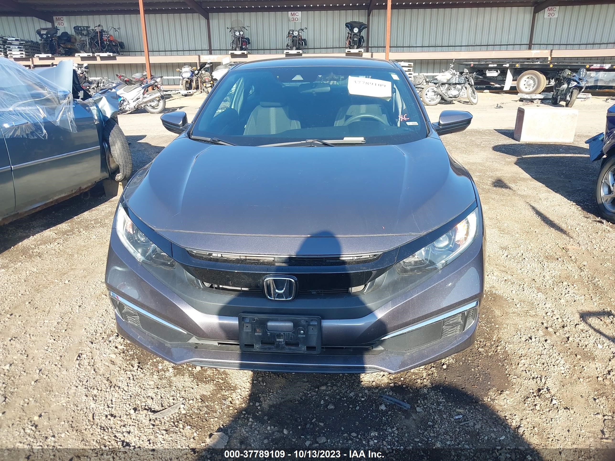 Photo 11 VIN: 2HGFC4B60KH301006 - HONDA CIVIC 