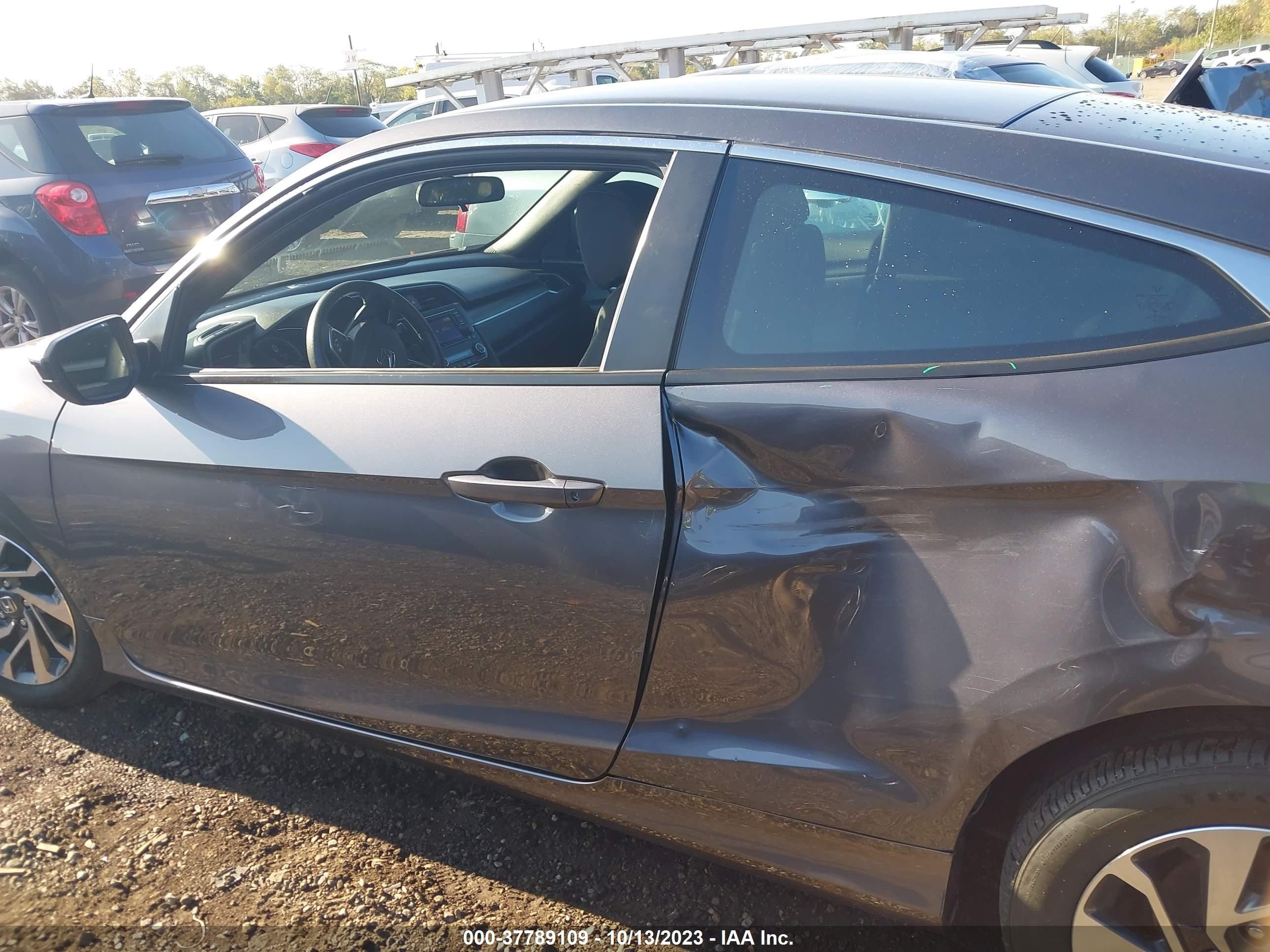 Photo 13 VIN: 2HGFC4B60KH301006 - HONDA CIVIC 