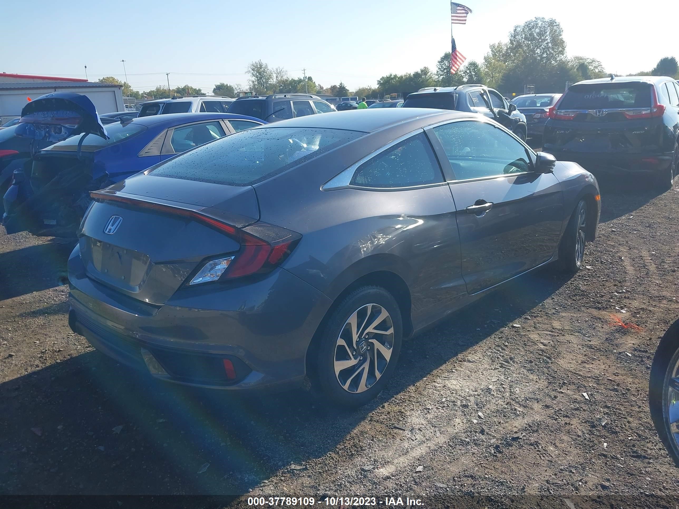 Photo 3 VIN: 2HGFC4B60KH301006 - HONDA CIVIC 